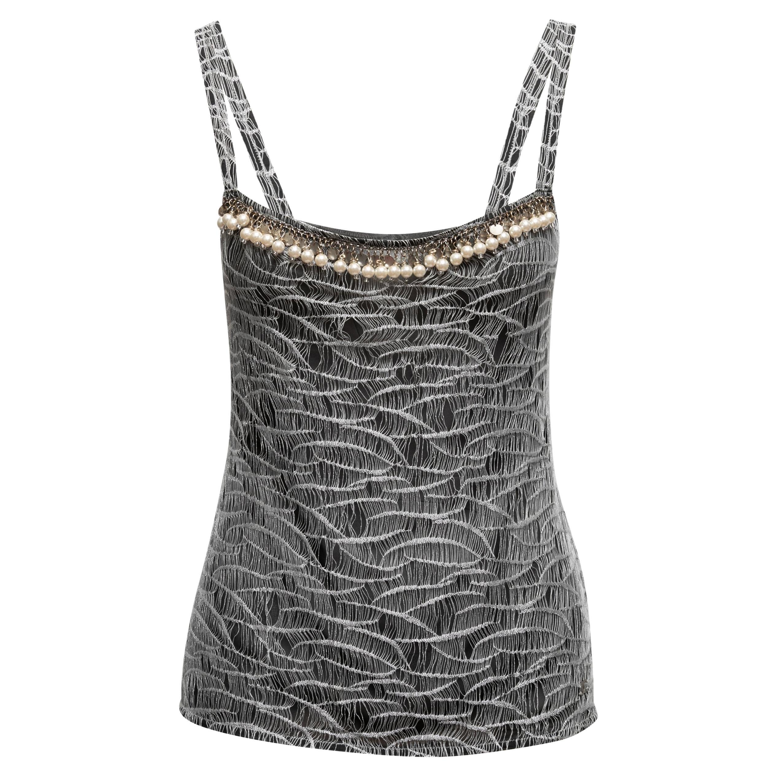 Silber & Schwarz Chanel Herbst/Winter 2005 verschönertes ärmelloses Top Größe FR 40 im Angebot