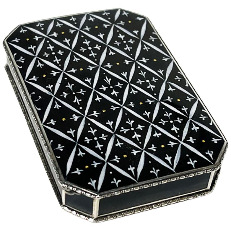 Silver Black Enameled Box by Leo Wagner, 1921-1922 For Sale