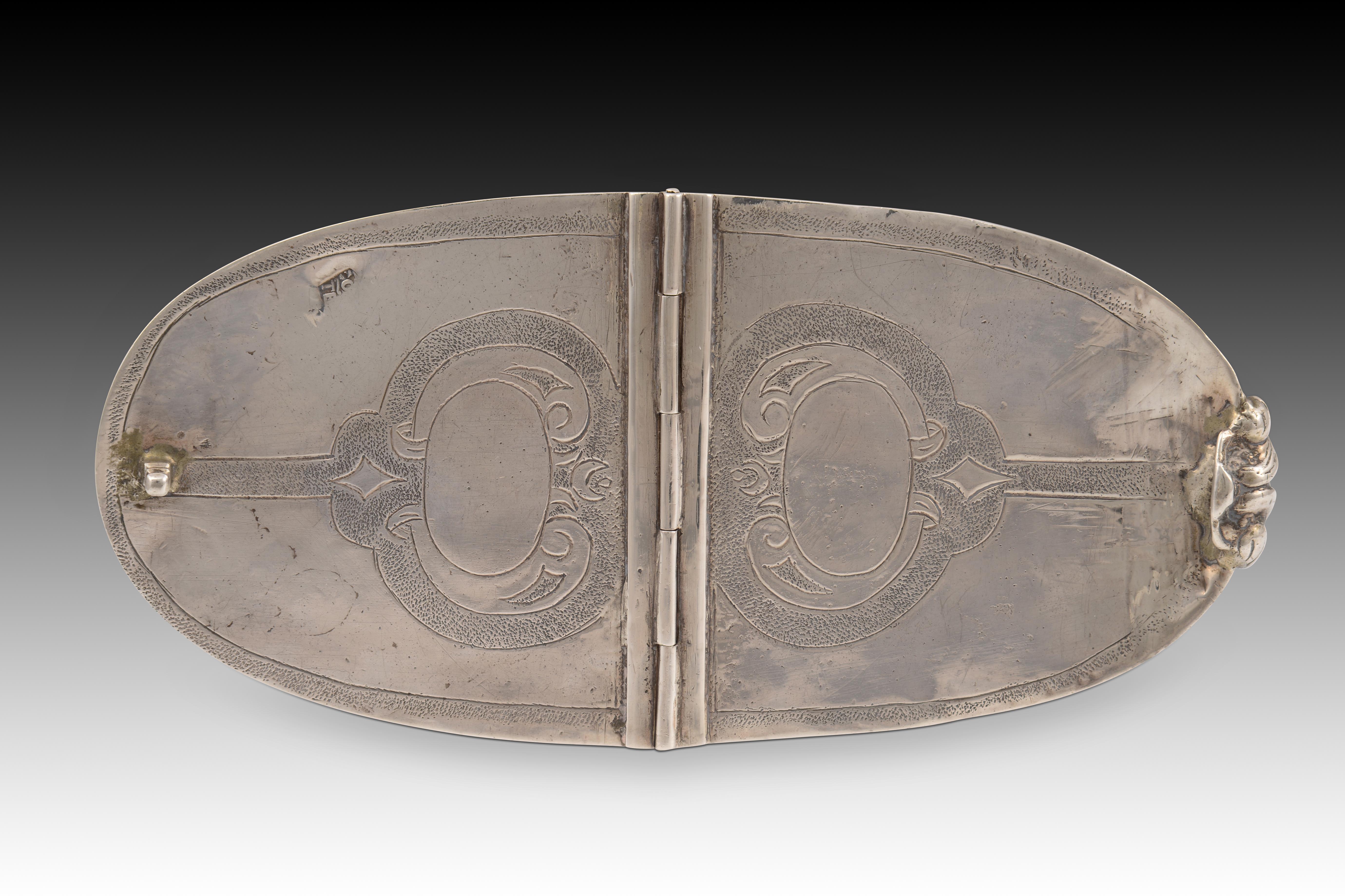 Spanish Silver boat censer. Spain, 17th century. For Sale