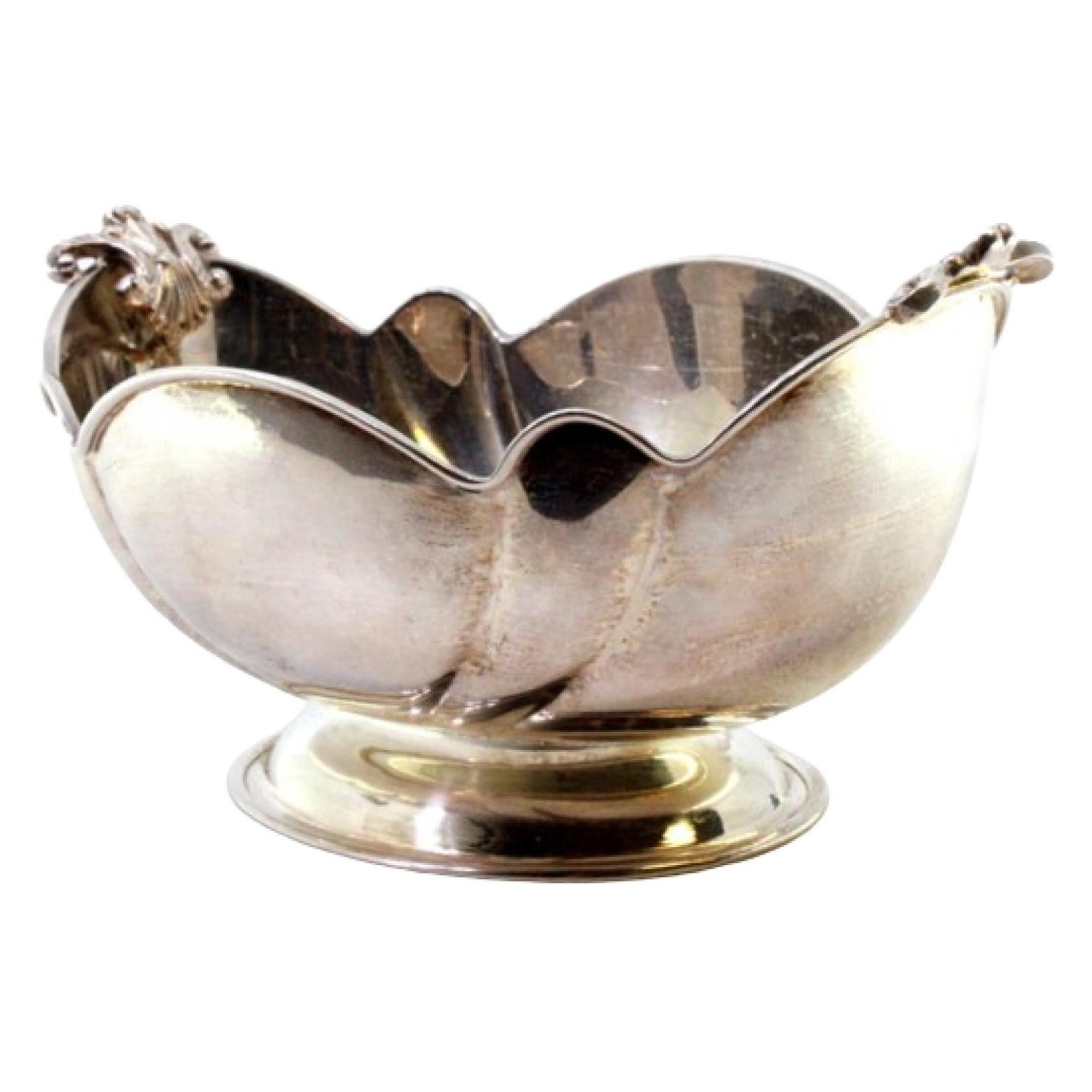 Silver bonbonette box w/ friezes
elliptical side plaques