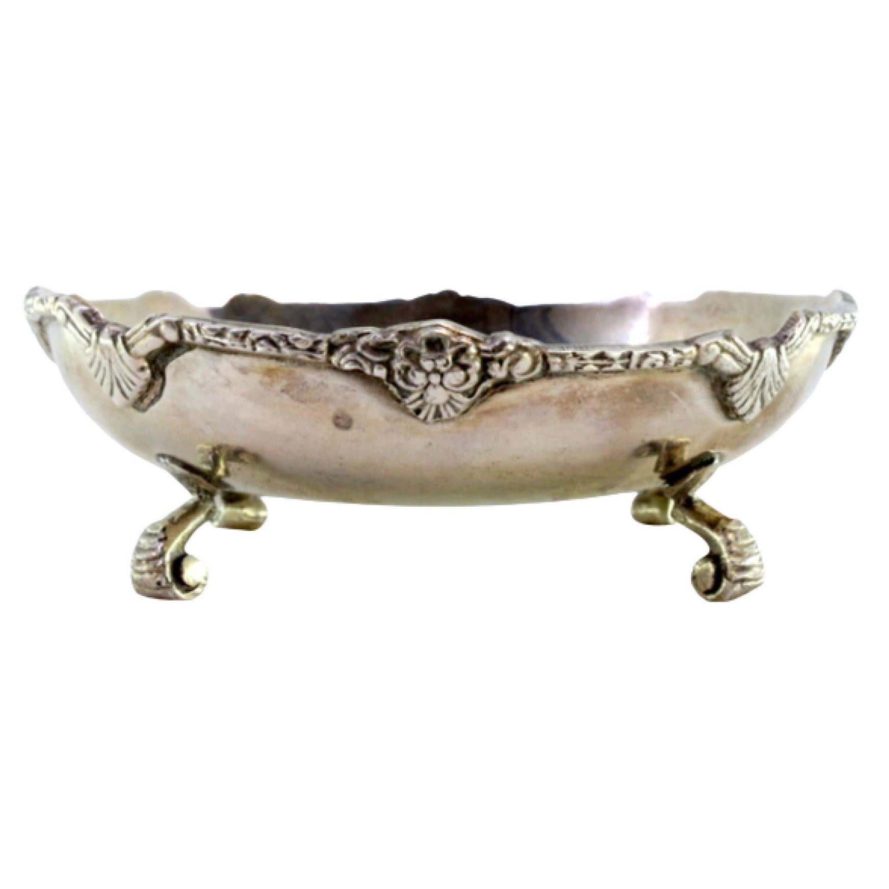 Silver bonbonette box w/ raised friezes 
3-flower knob on 3 palm feet