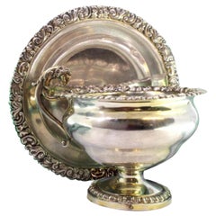 Silver bonbonette box w/ reliefs
missing lion handle on base