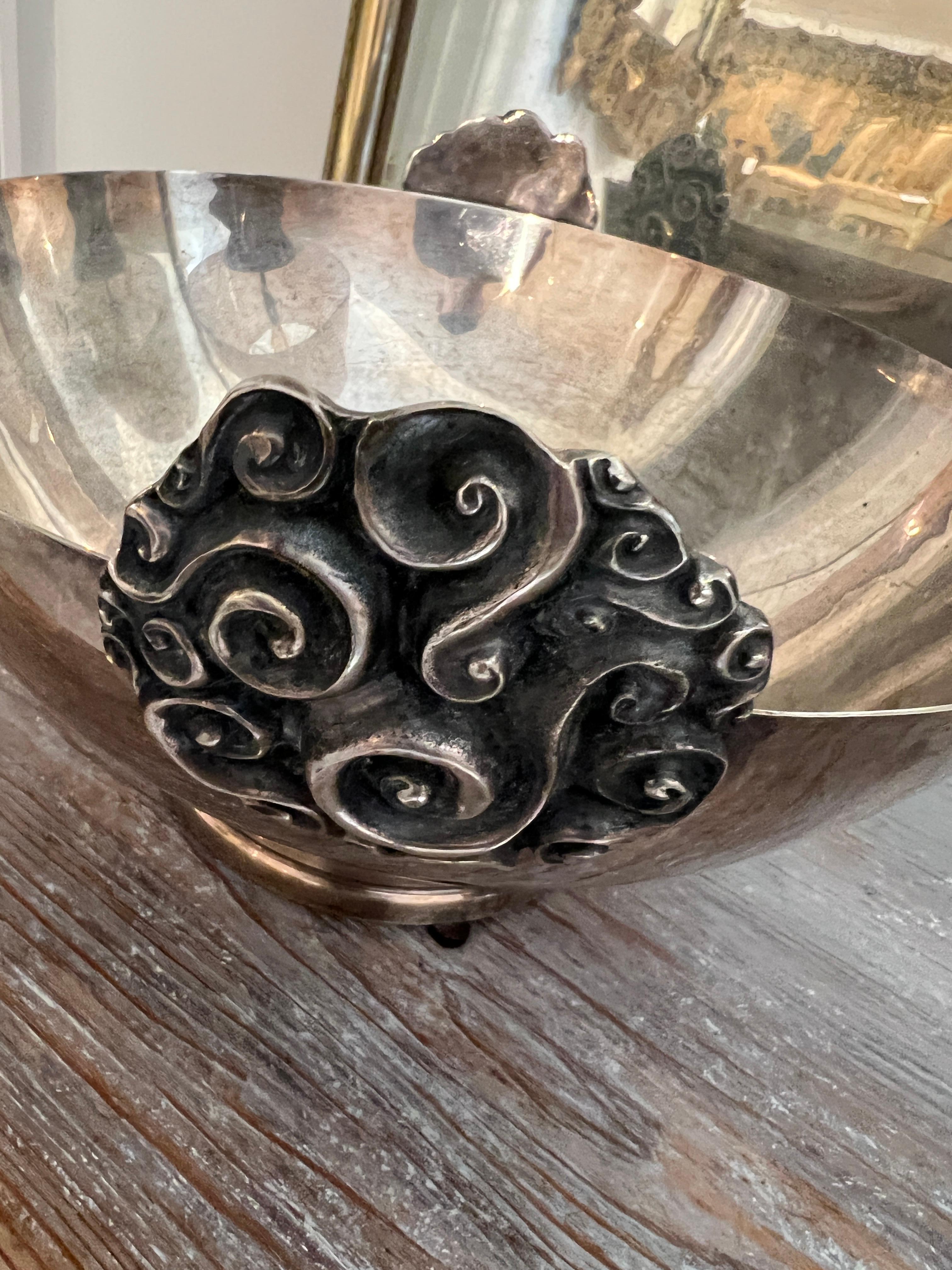 Silver Bowl In Fair Condition For Sale In New Orleans, LA