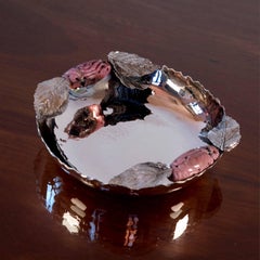 Silver bowl with Rhodonite gemstones and leaves