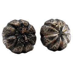 Silver box for rosary in the shape of a fruit