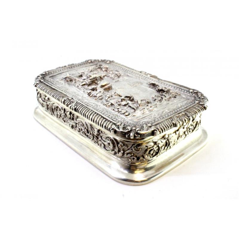 European Silver box with country motifs, frieze on lid and garlands For Sale