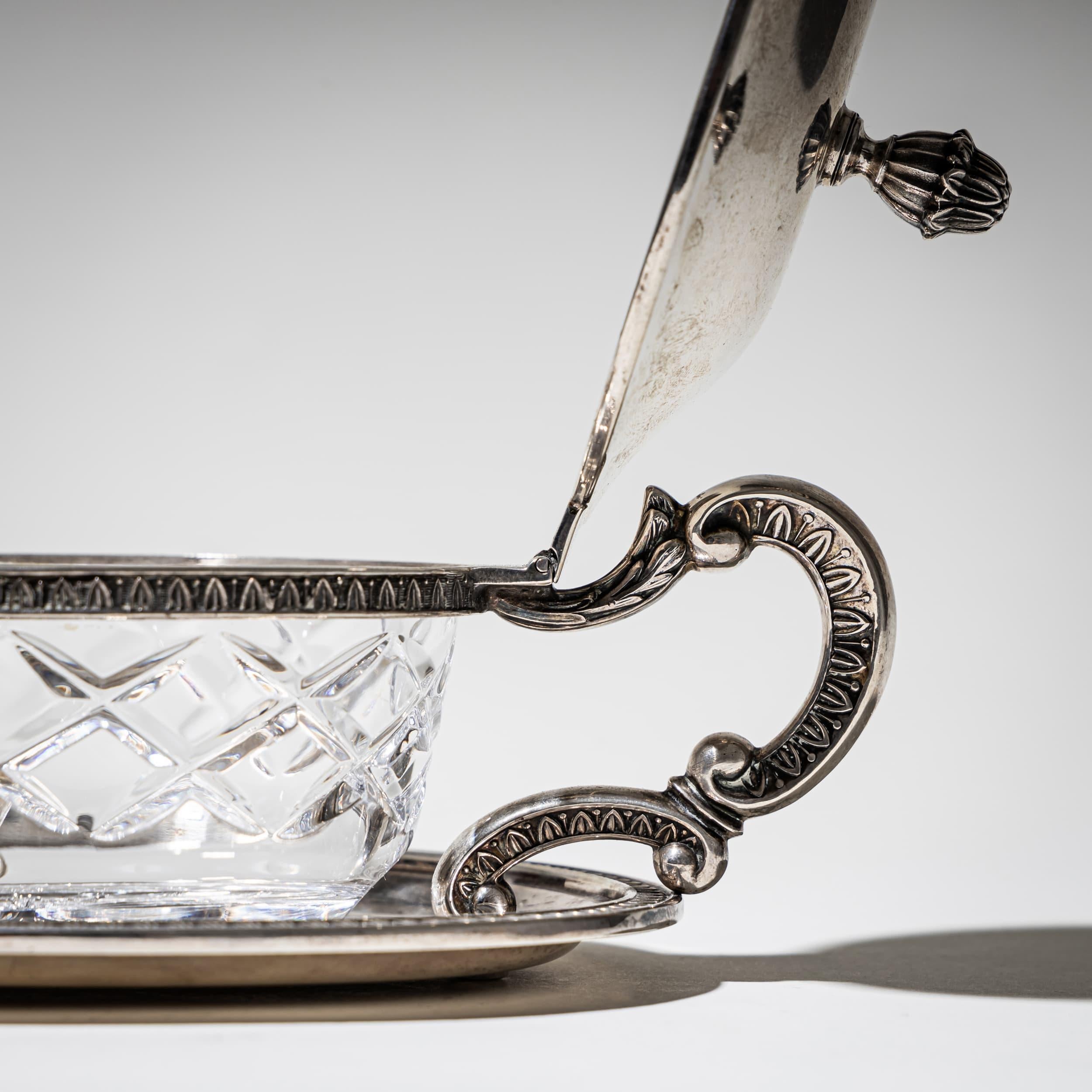 Européen Boîte en argent avec cuillère, 19e siècle en vente