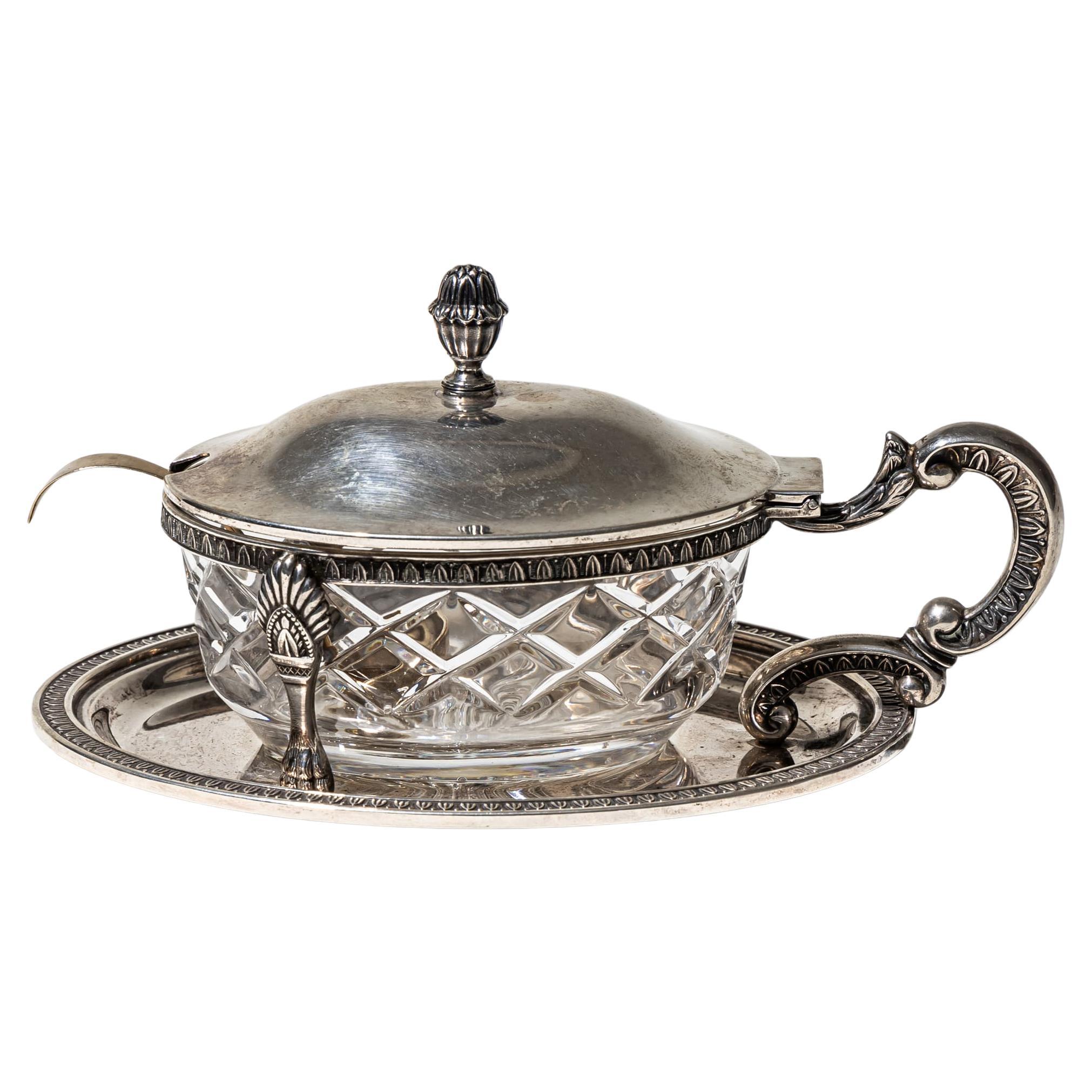 Boîte en argent avec cuillère, 19e siècle en vente