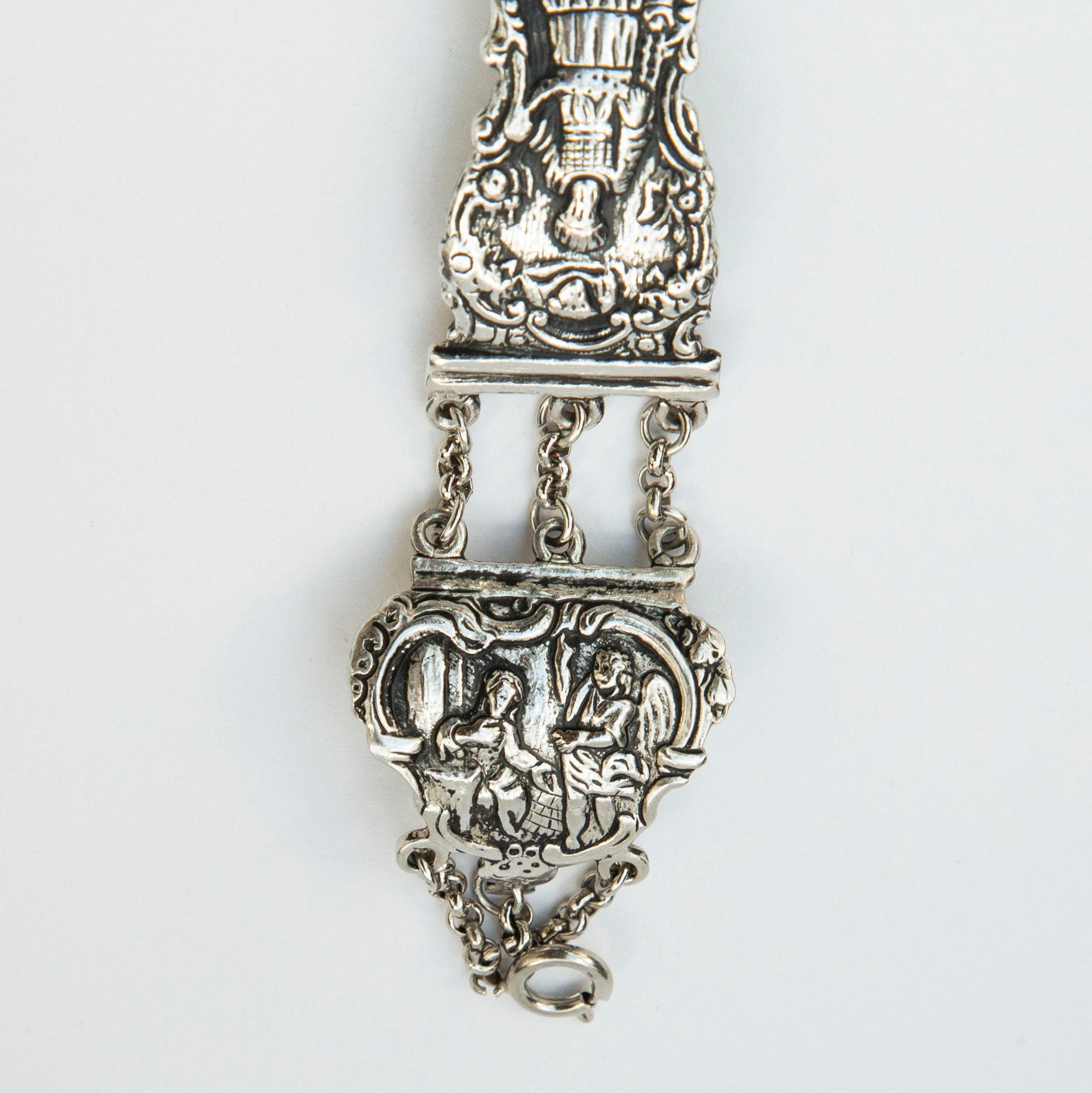 Bracelet de fermeture biblique en argent ancien des années 1700/1800 en vente 4