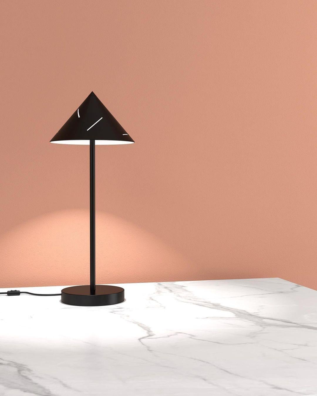 Lampe de bureau en laiton argenté d'Atelier Areti Neuf - En vente à Geneve, CH