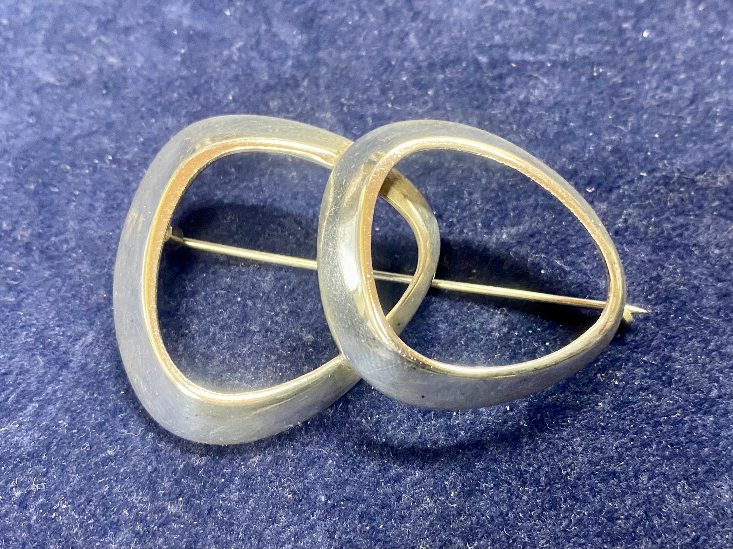 Brooch Mirjam Salminen Finland 1962.
Kaunis Koru Oy Helsinki Finland
916H Silver