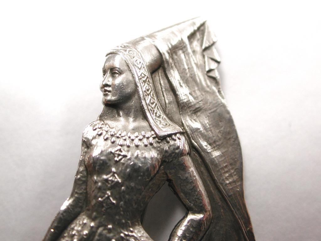 Silver Brooch Of a Lady In Medieval Clothes, London , 1946
Possibly Queen Guinevere, King Arthur's wife and lover of Sir Lancelot.
Assayed in London.