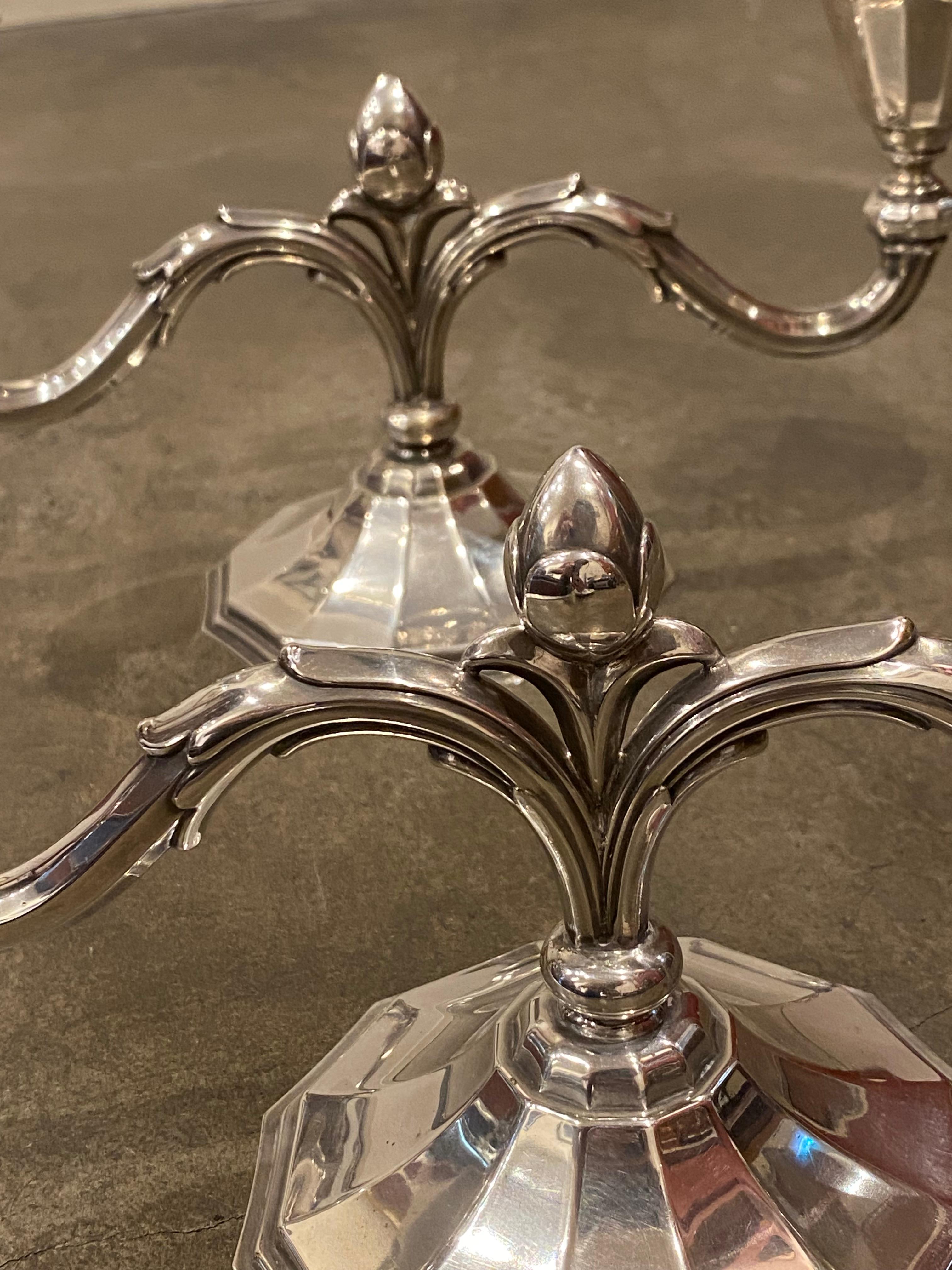 Bastoncini per candele/candelabri in argento, Danimarca, 1937 circa. Maestro di saggi Johannes Siggaard. in vendita 5