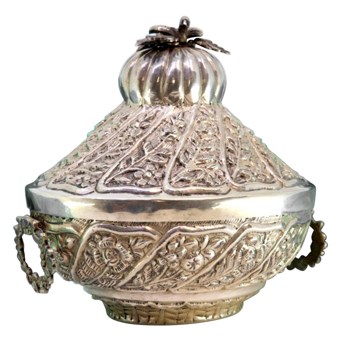 Silver candy box w/ floral reliefs 
dove-shaped hinged lid