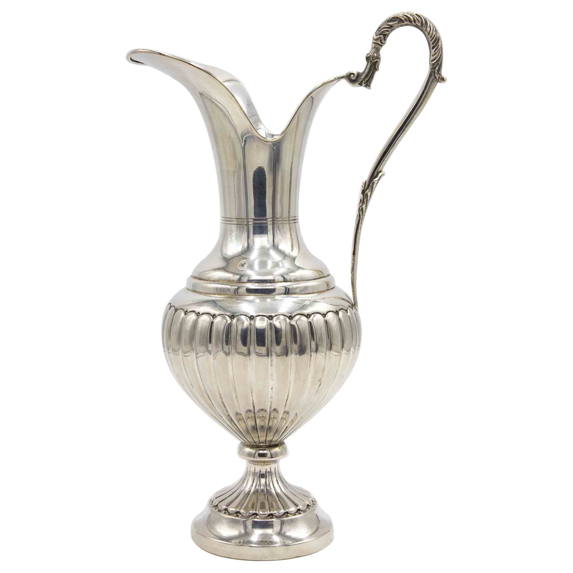 Caraffa d'argento, Italia, metà del XX secolo