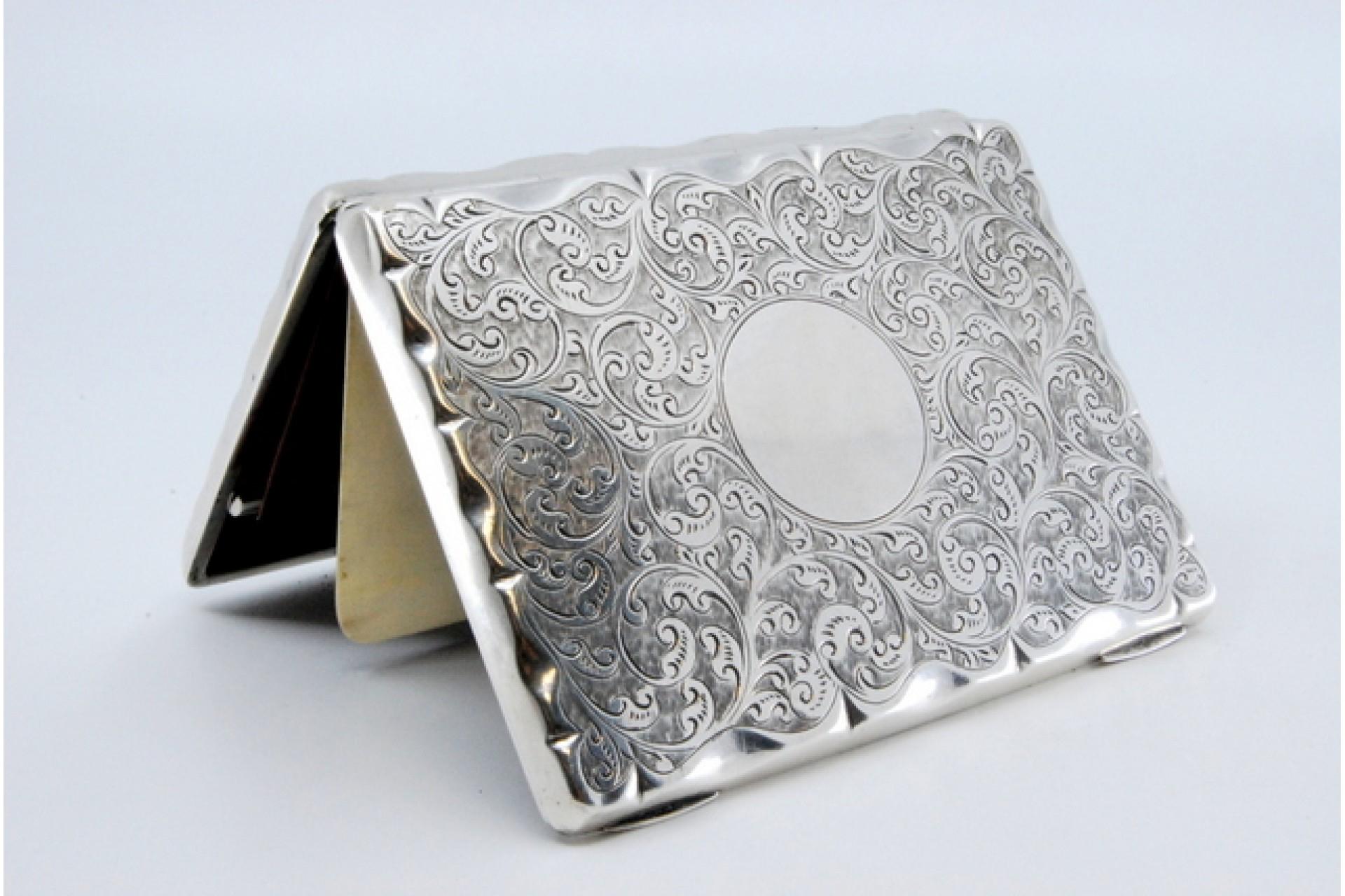 Silver card case with compartments and mechanical pencil For Sale 2