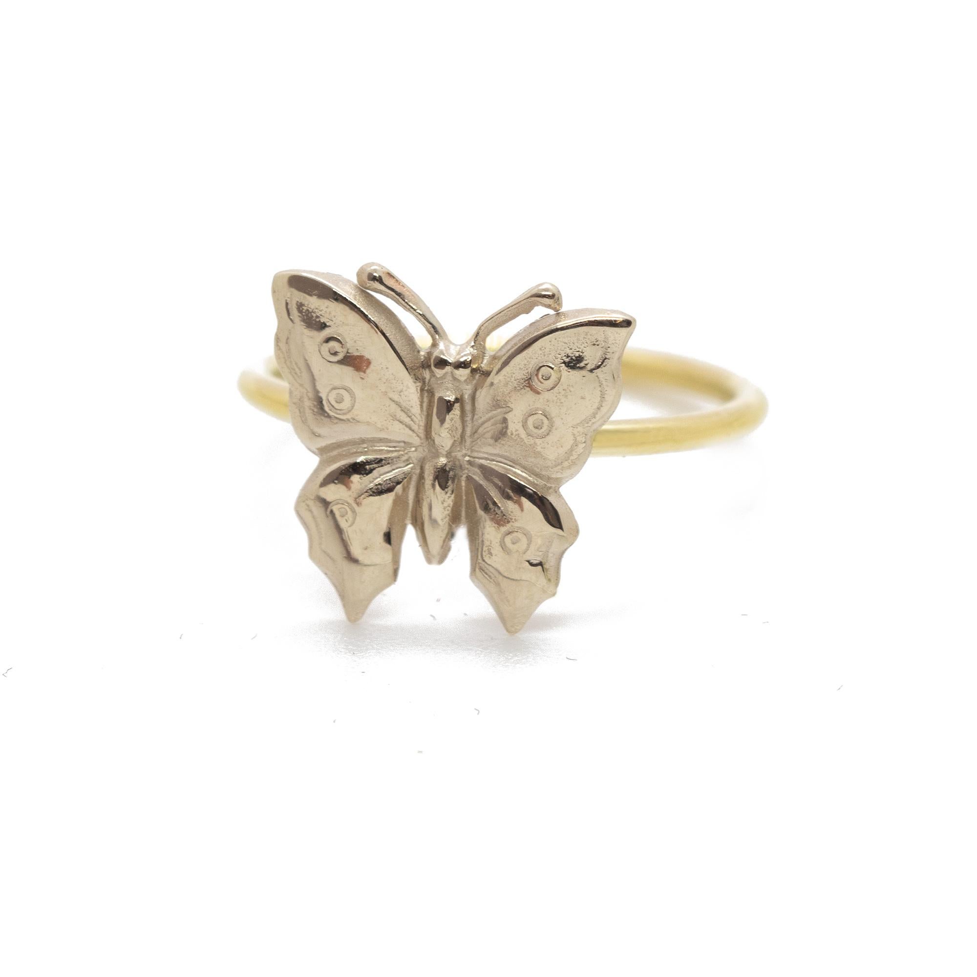 Silver Carved Butterfly 18K Yellow Gold High Jewelry Cocktail Ring Intini Jewels For Sale 2