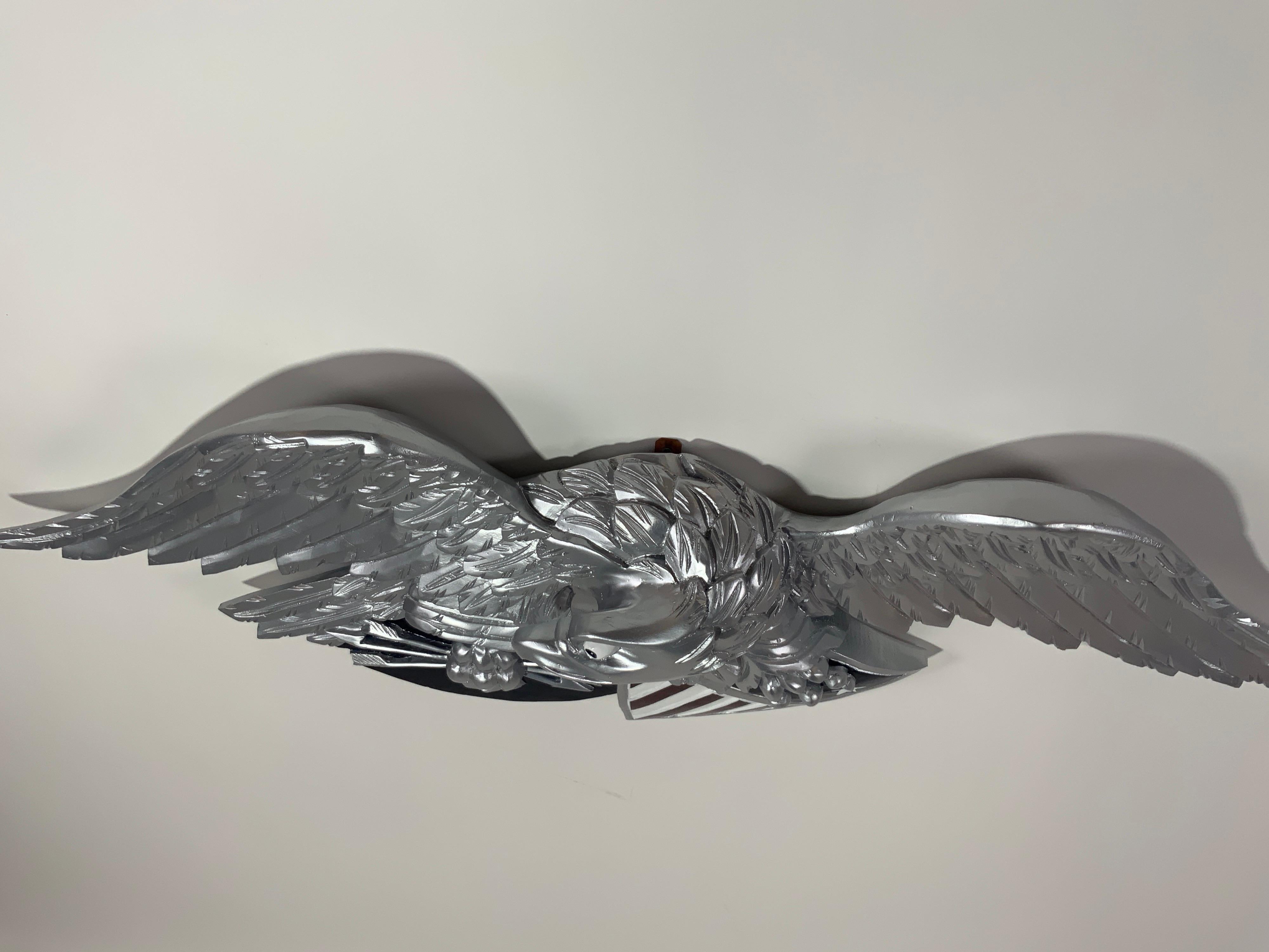Silver Carved Louisburg Eagle In Excellent Condition For Sale In Norwell, MA