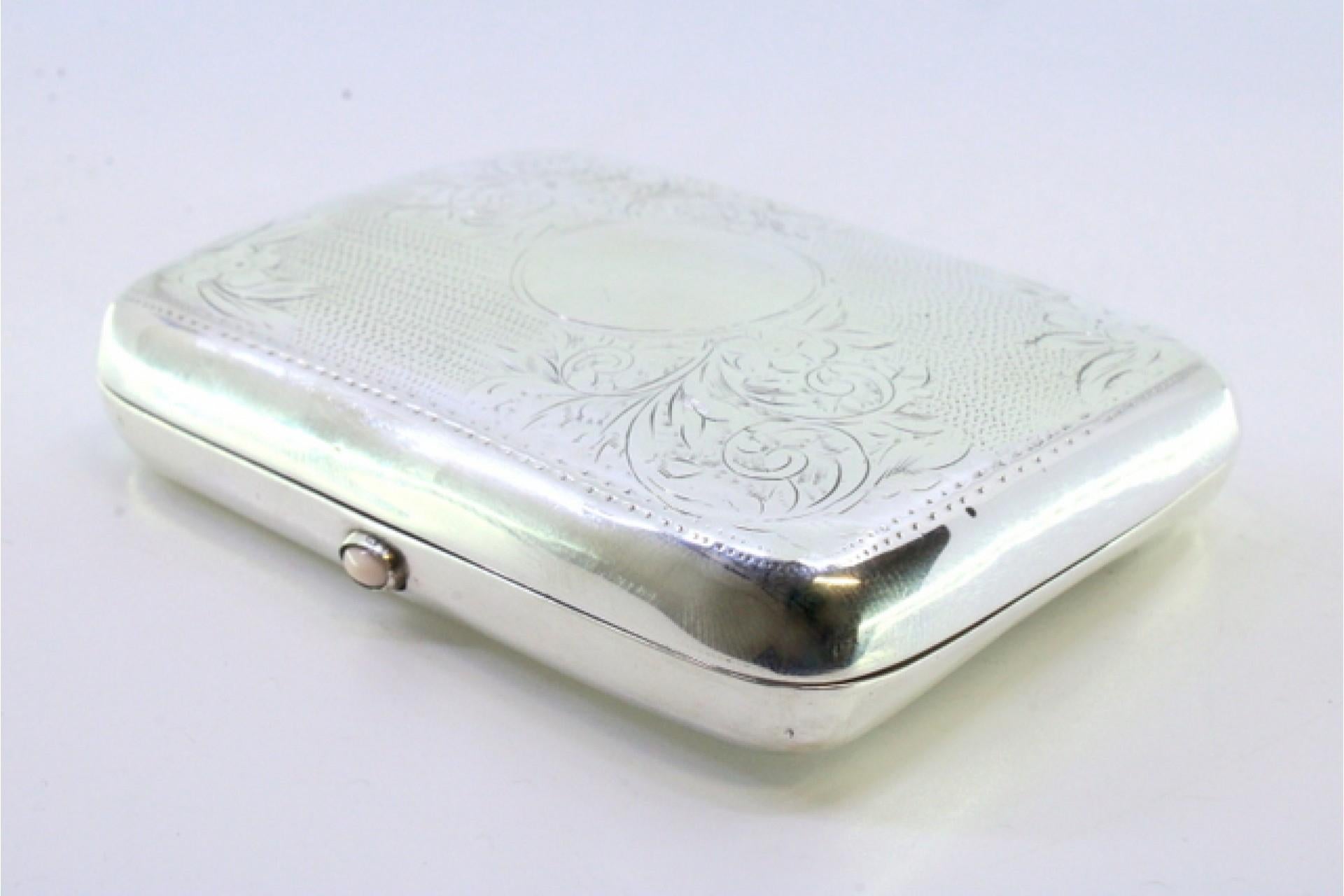 European Silver case with floral engravings, curved monogram and spring-hinged lids For Sale
