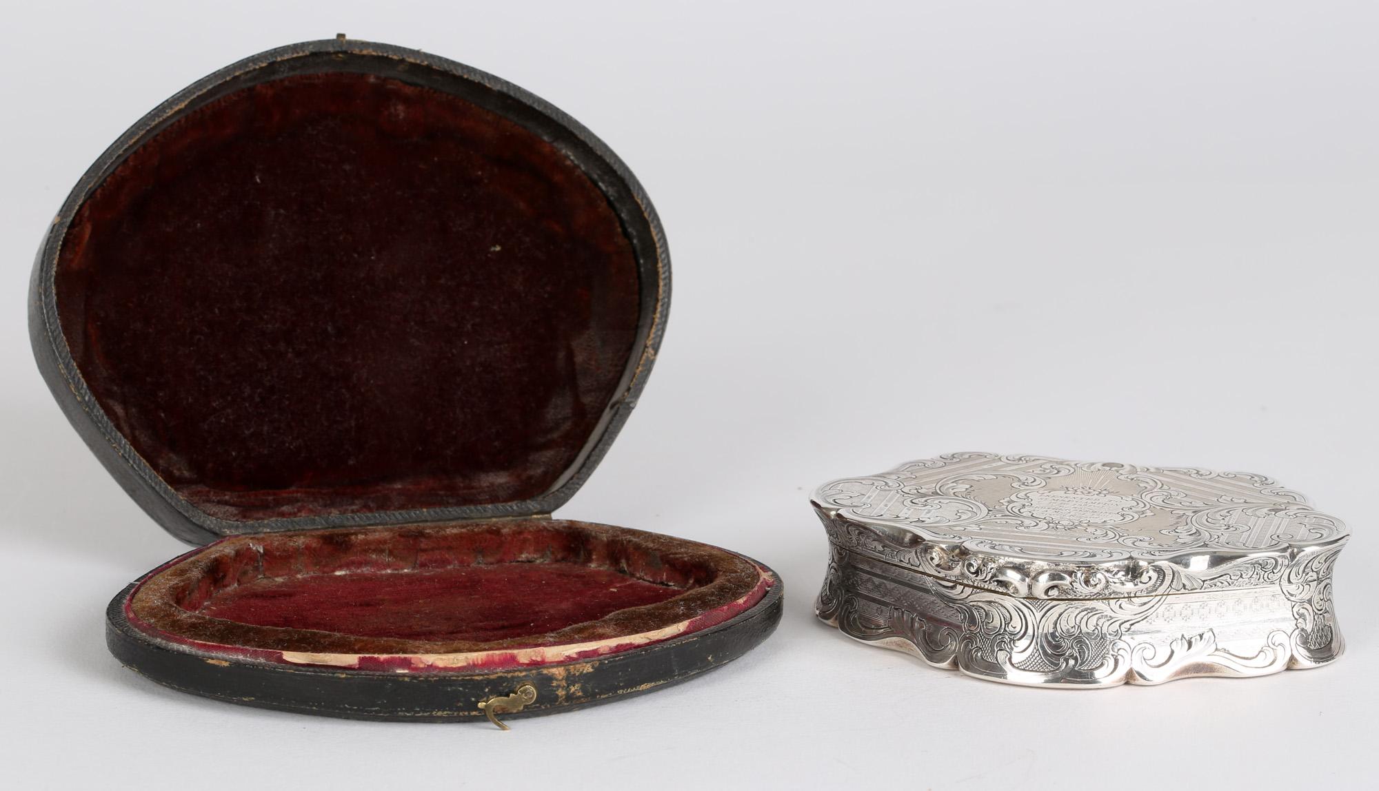 Silver Cased Military Interest Presentation Snuff Box 1847 For Sale 10