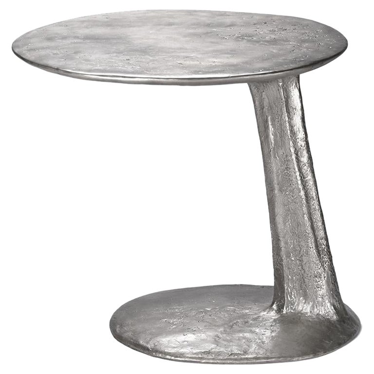 Tavolino Lava in ottone fuso argentato di Atelier A.I.I.