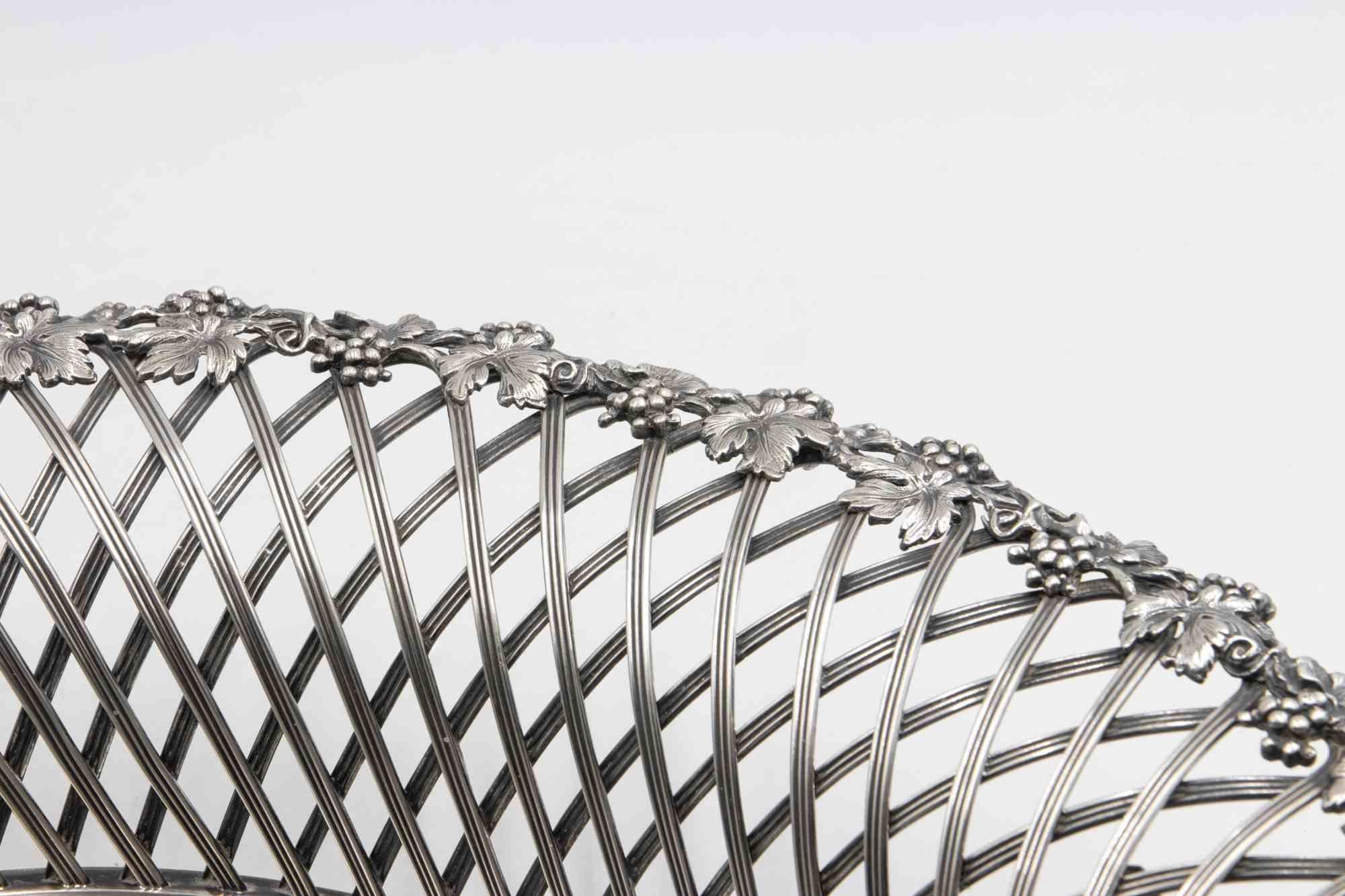 Silver Centerpiece by De Vecchi Milano, Italy, mid-20th century In Good Condition For Sale In Roma, IT