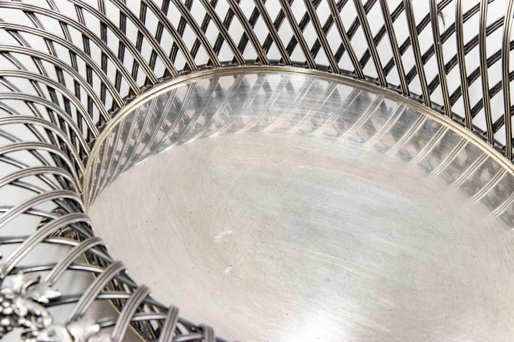 Sterling Silver Silver Centerpiece by De Vecchi Milano, Italy, mid-20th century For Sale
