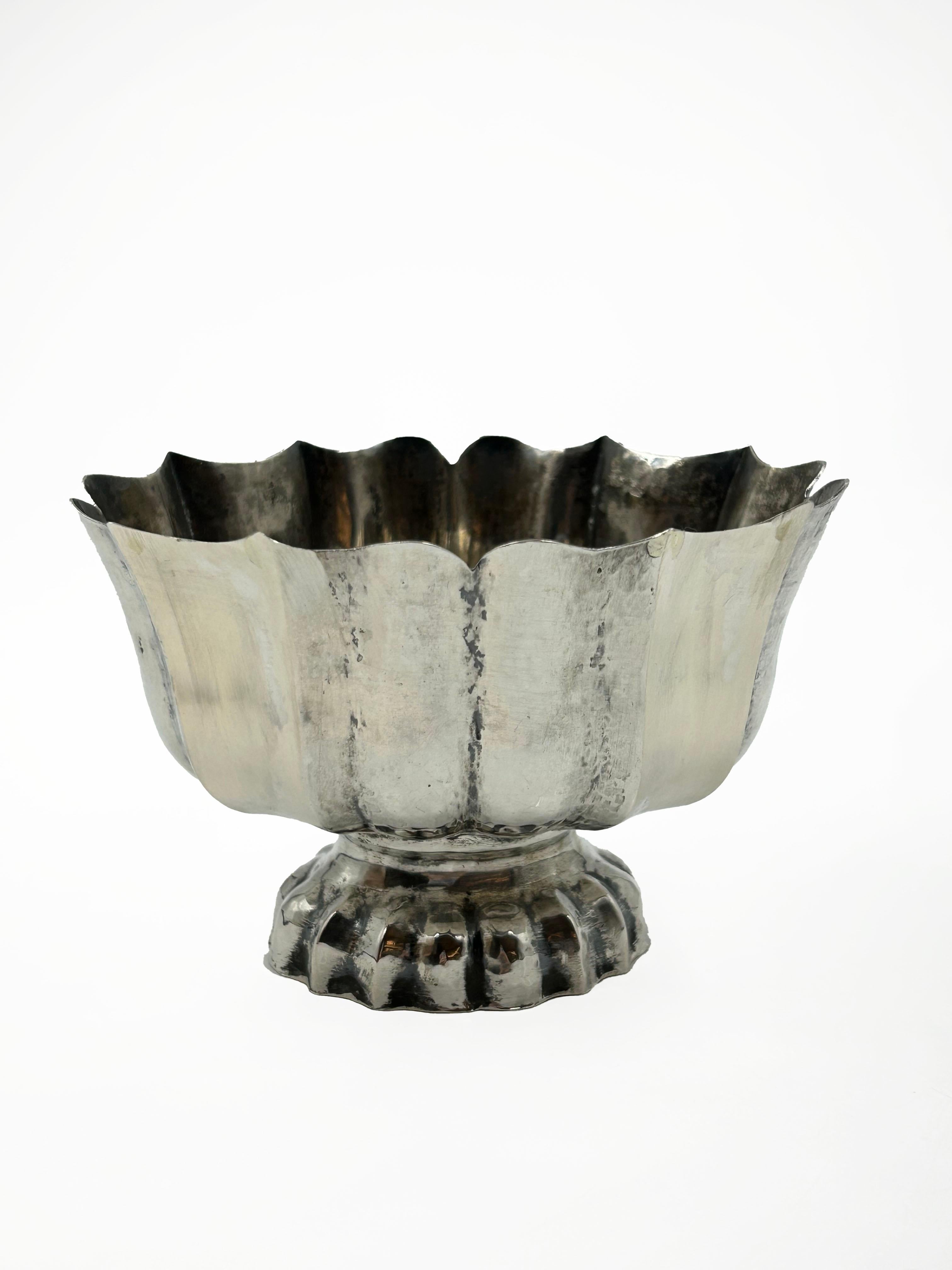 Silver centerpiece by Josef Hoffmann for the Wiener Werkstatte In condizioni buone in vendita a Autonomous City Buenos Aires, CABA