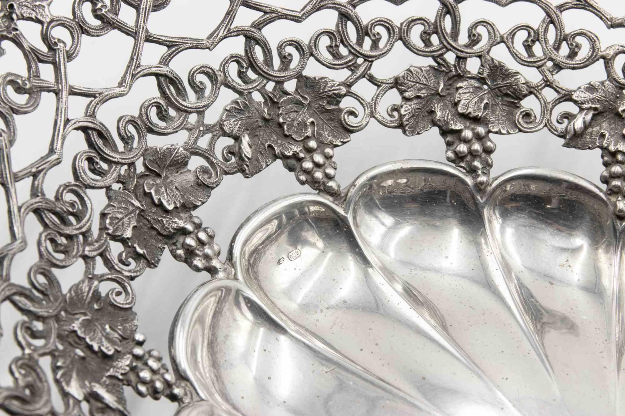 Silver Centerpiece, Italy, mid-20th century For Sale 1