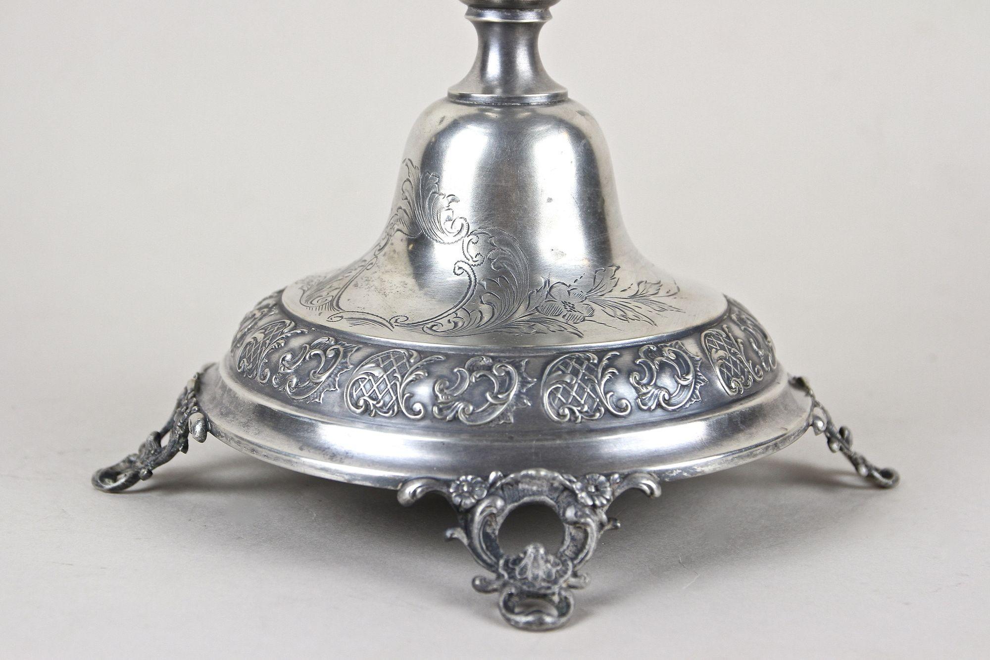 19th Century Silver Centerpiece With Engraved Glass Bowl, Hallmarked - Austria ca. 1895 For Sale