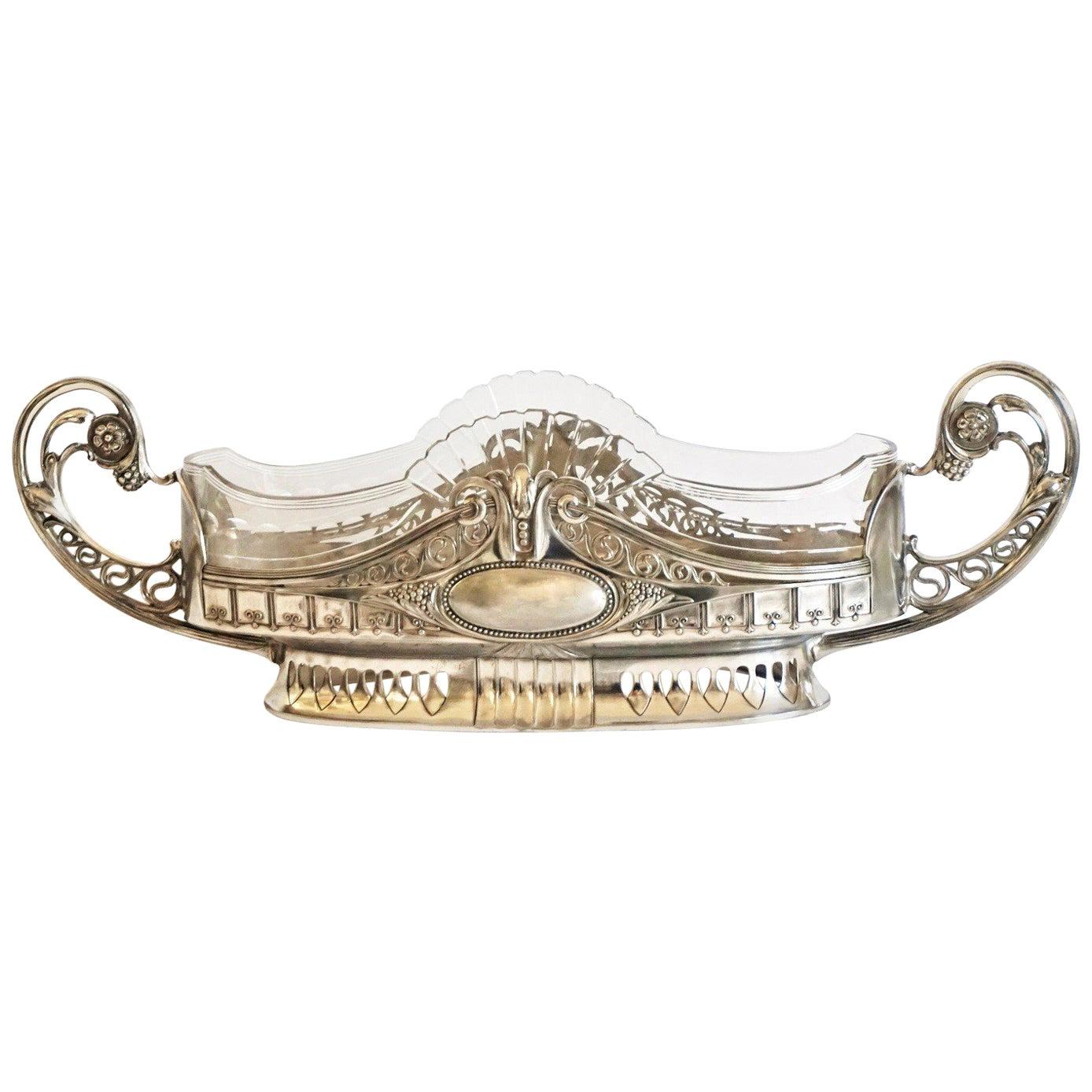 Centrotavola d'argento con rivestimento originale in cristallo tagliato, Austria, 1900-1910