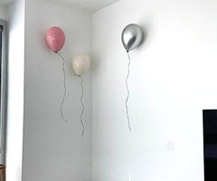 Silberne Keramik-Ballon-Wand-Skulptur - Handgemacht von ArtArsouf