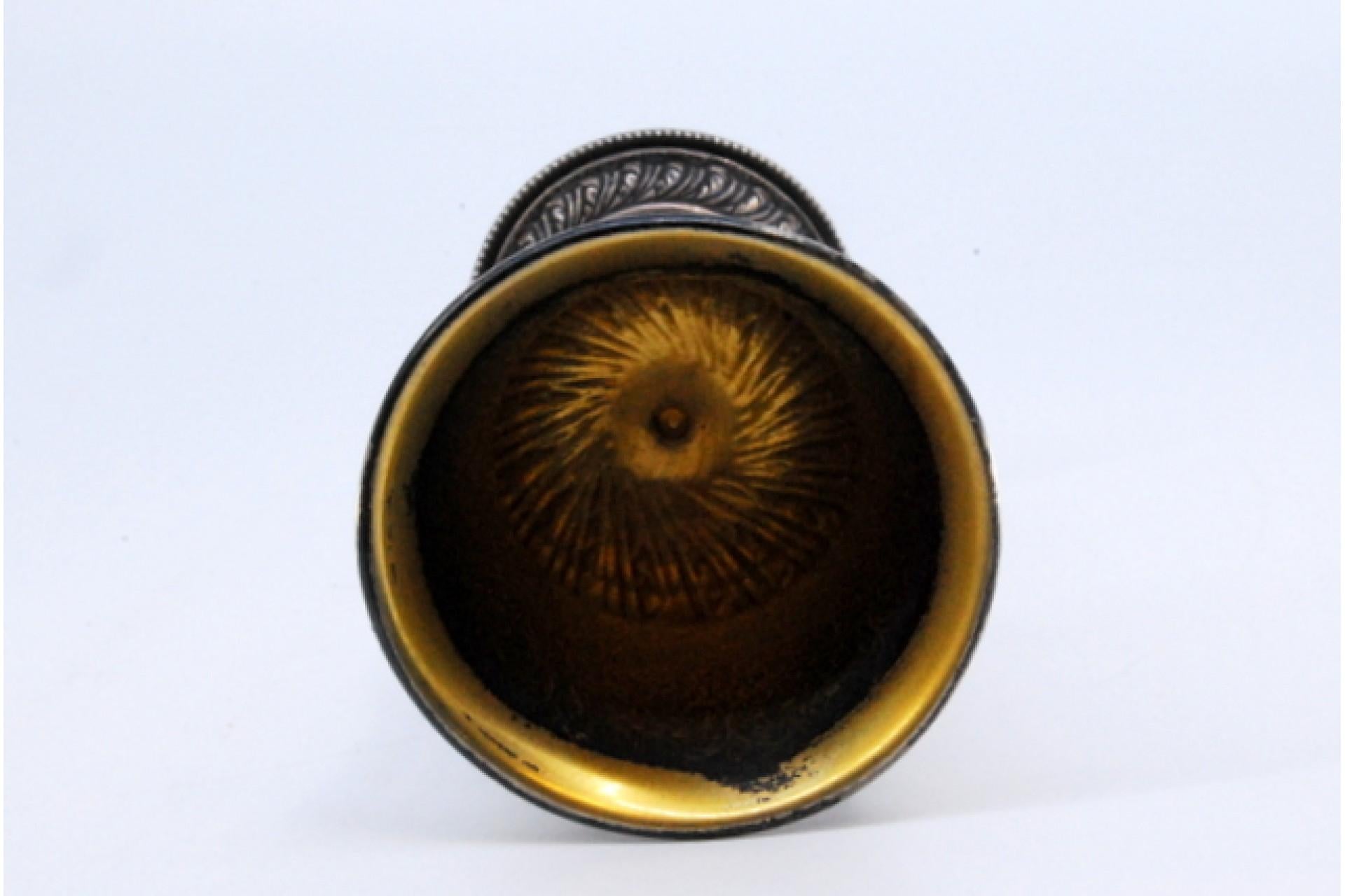 Silver chalice with reliefs on the round base and gold on the inside im Angebot 3