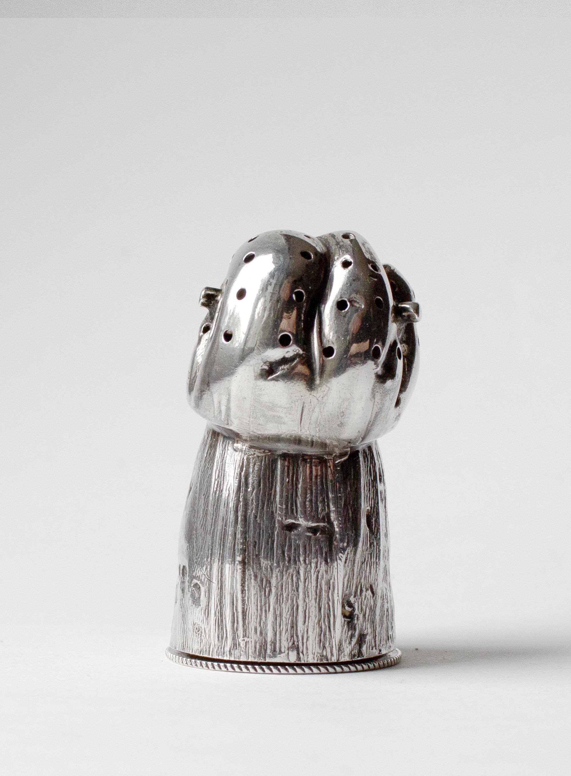 Francese Vaso per peperoni in argento Henry Wilkinson & Co. Sheffield, per G.H. MUMM, 1879 in vendita