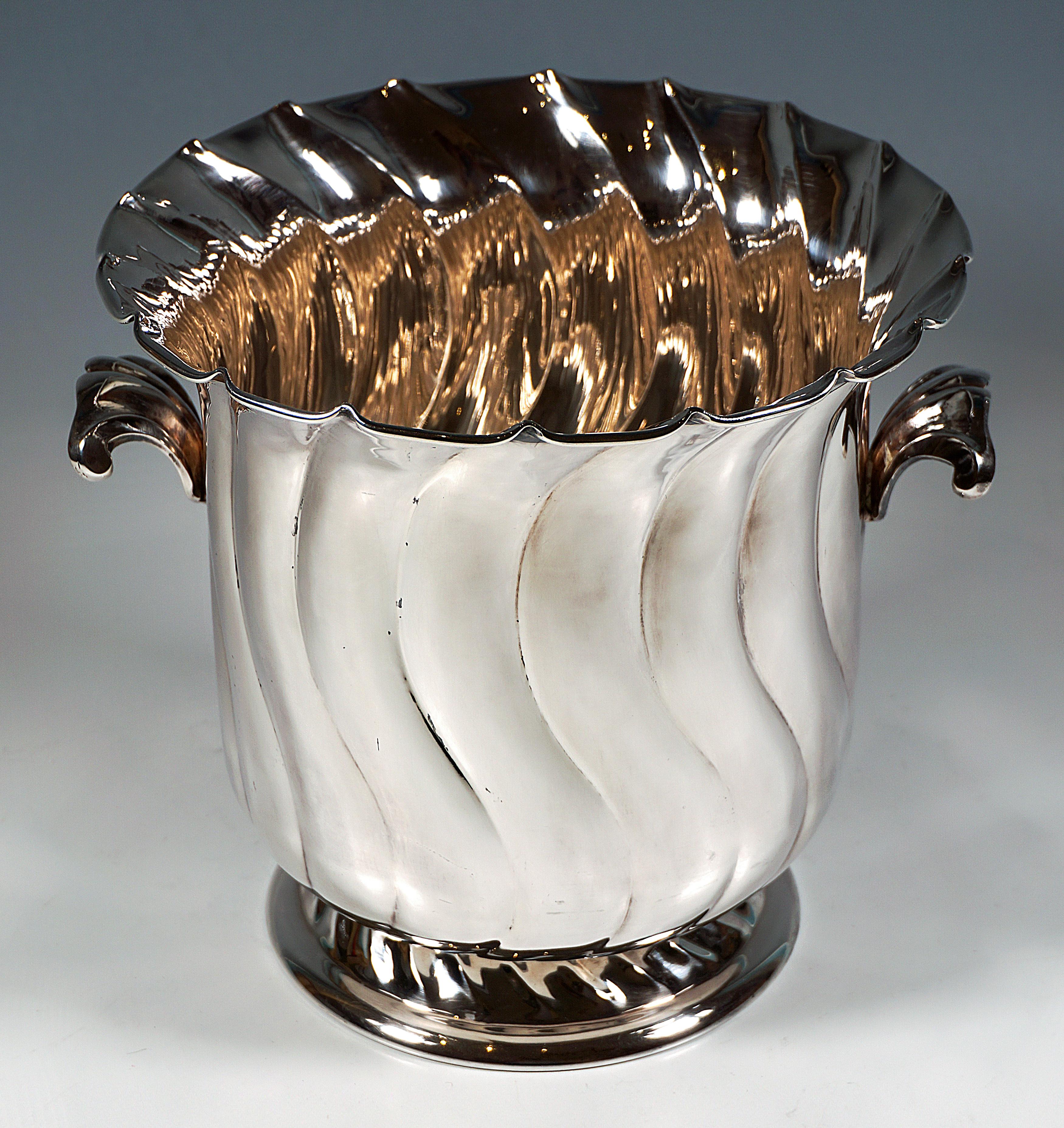 Art Nouveau Silver Champagne Wine Cooler With Curved Folds, Firenze, Italy, Late 20th For Sale