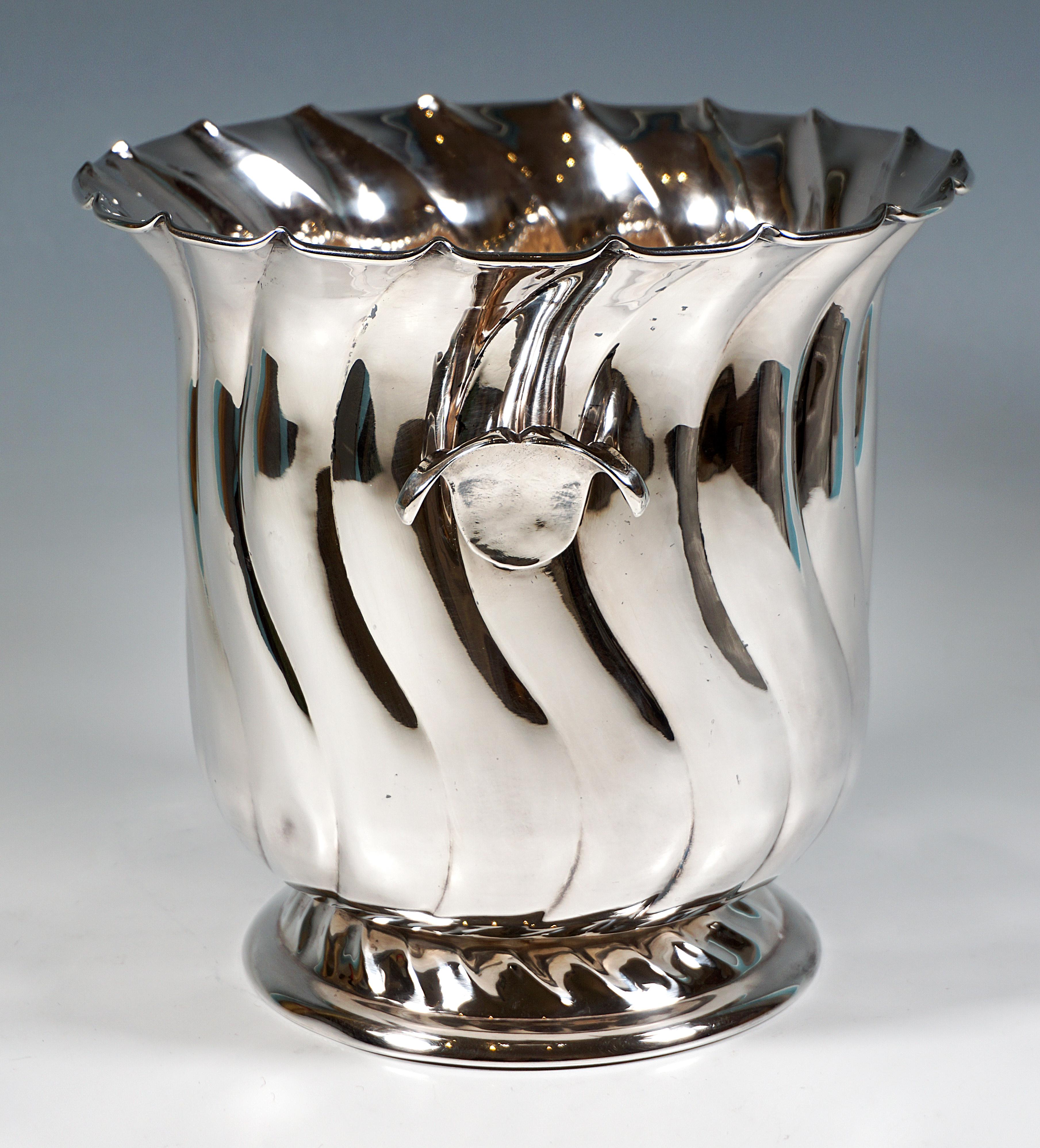 Italian Silver Champagne Wine Cooler With Curved Folds, Firenze, Italy, Late 20th For Sale