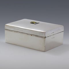 Sterling Silver Cigarette Box, hallmarked 1935