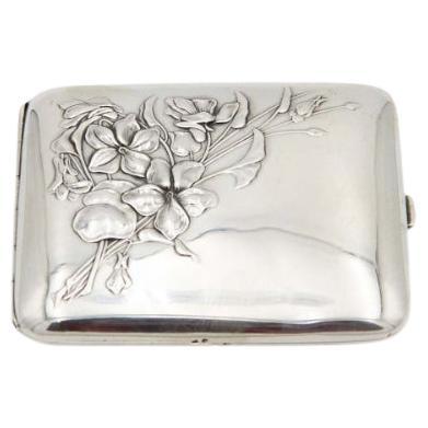Silver cigarette case with Art Nouveau reliefs