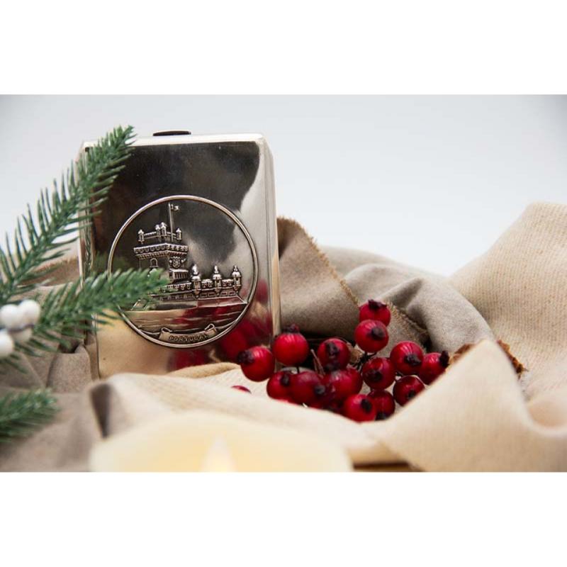 European Silver cigarette case with Belém Tower relief and spring-hinged lid For Sale