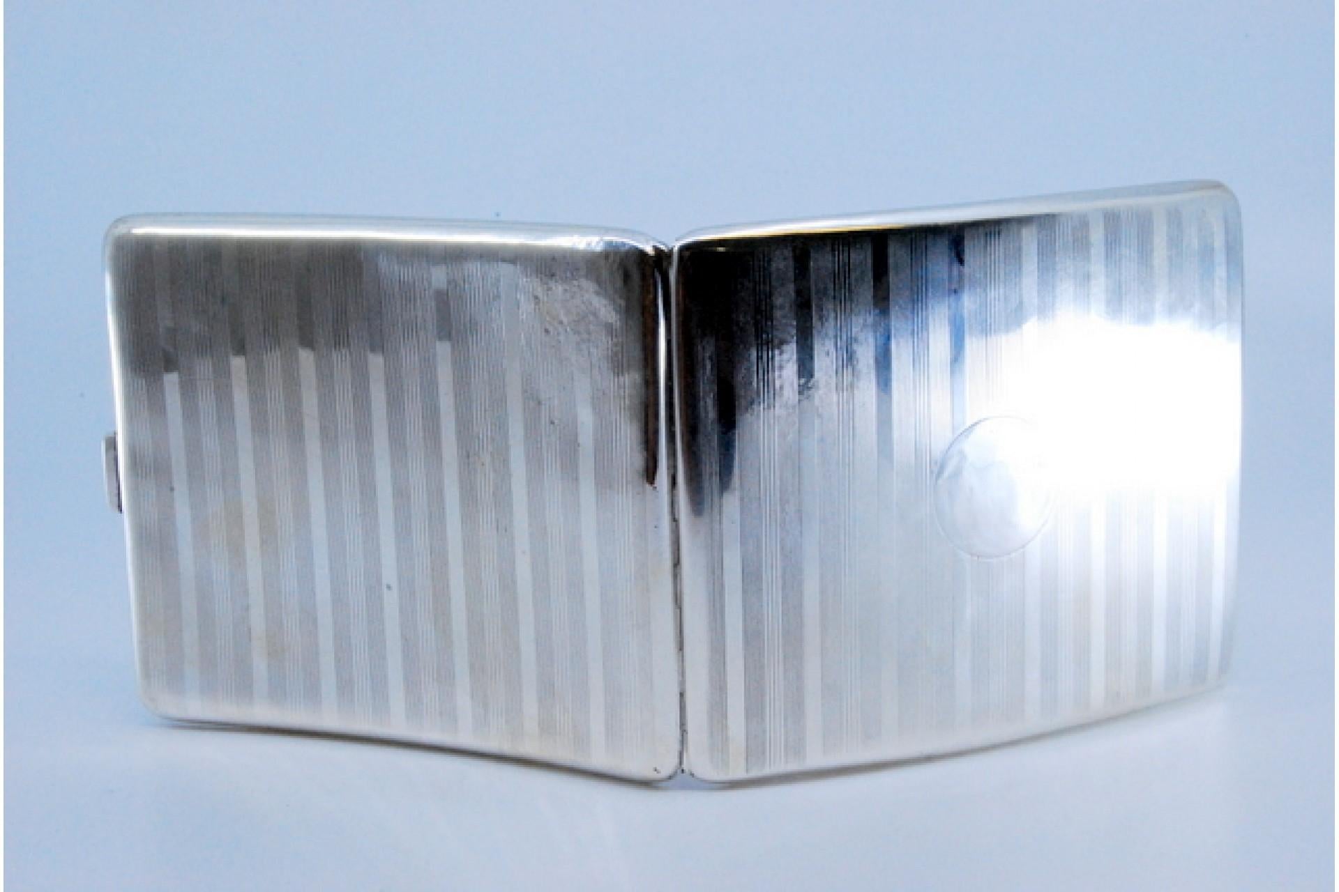 European Silver cigarette case with curved guilloche bands at the top and a hinged lid For Sale