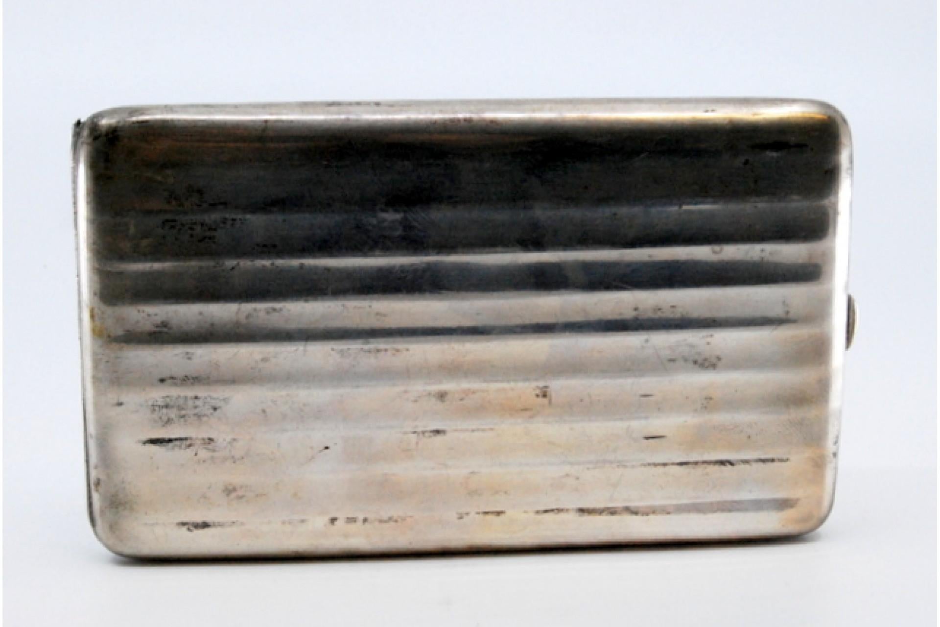 20th Century Silver cigarette case with guilloche bands and gold interior For Sale