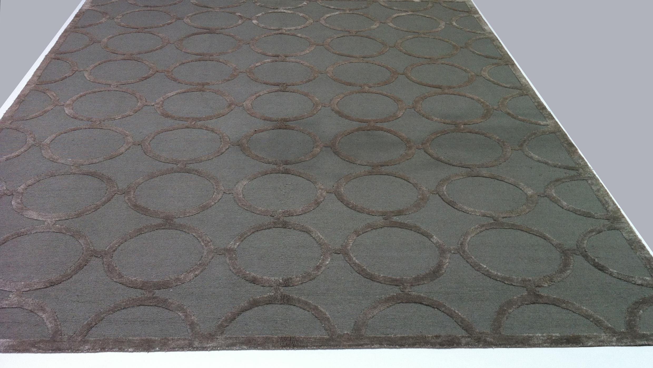 Indian Silver Circles Loop and Cut Rug For Sale