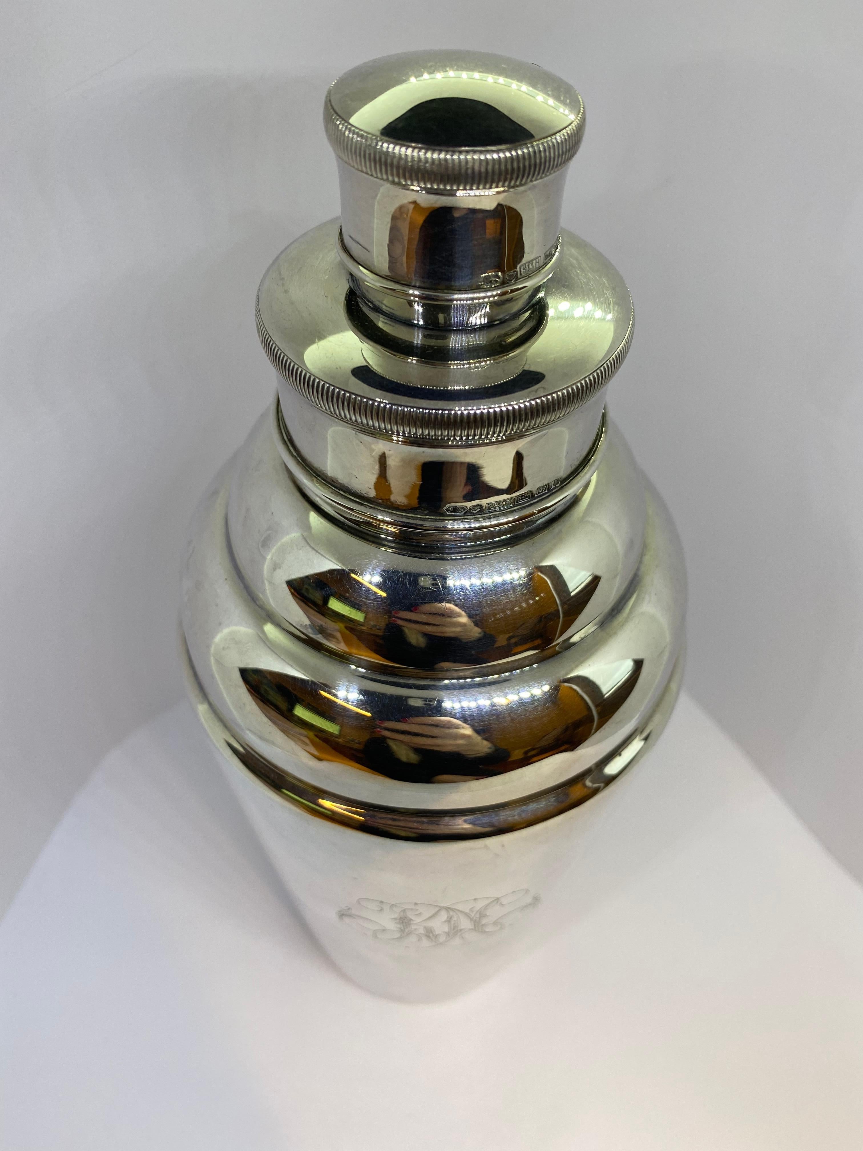 Women's or Men's Silver Cocktail Shaker Finland 1966 For Sale