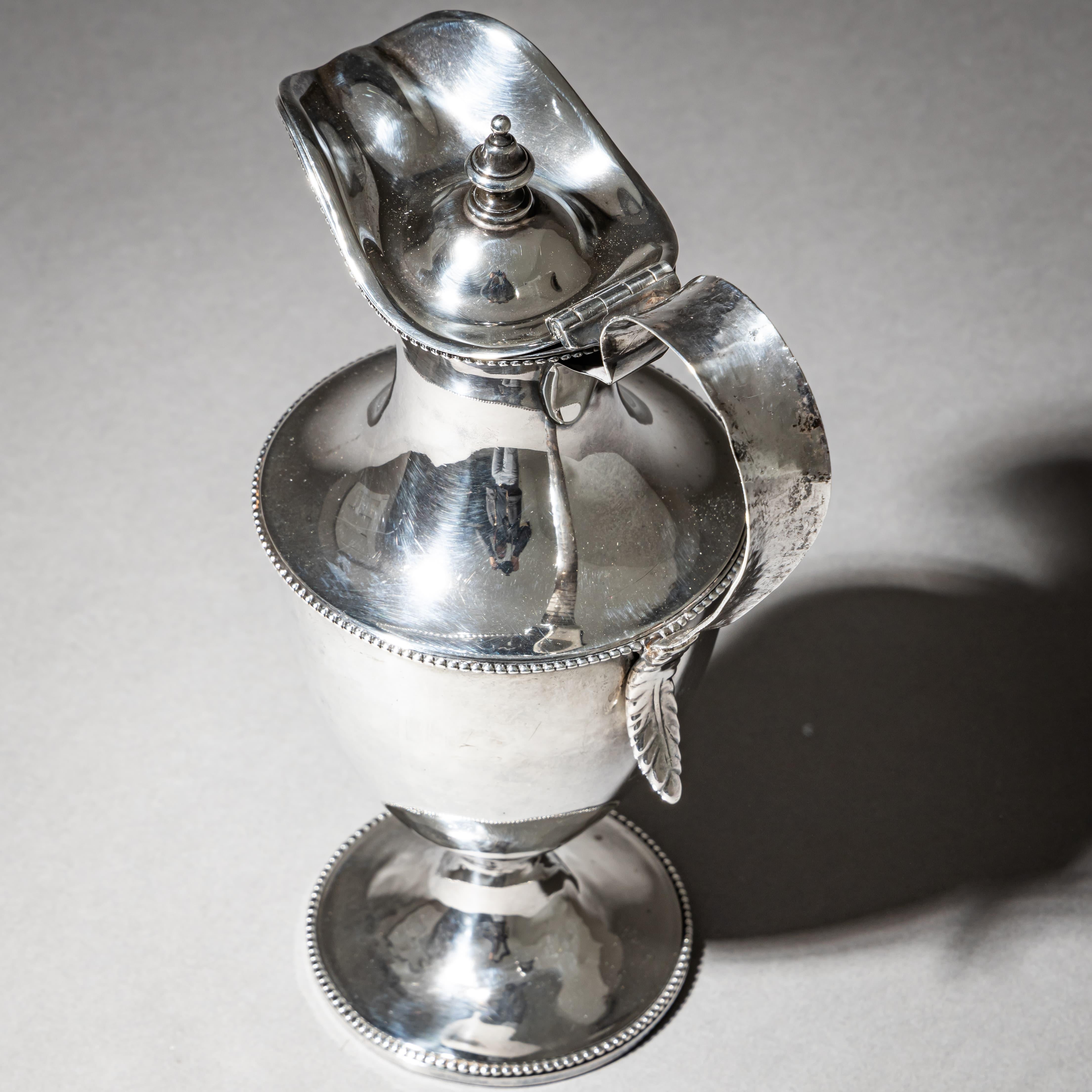 Silver Coffee Pot, London, 1902 In Good Condition For Sale In Greding, DE