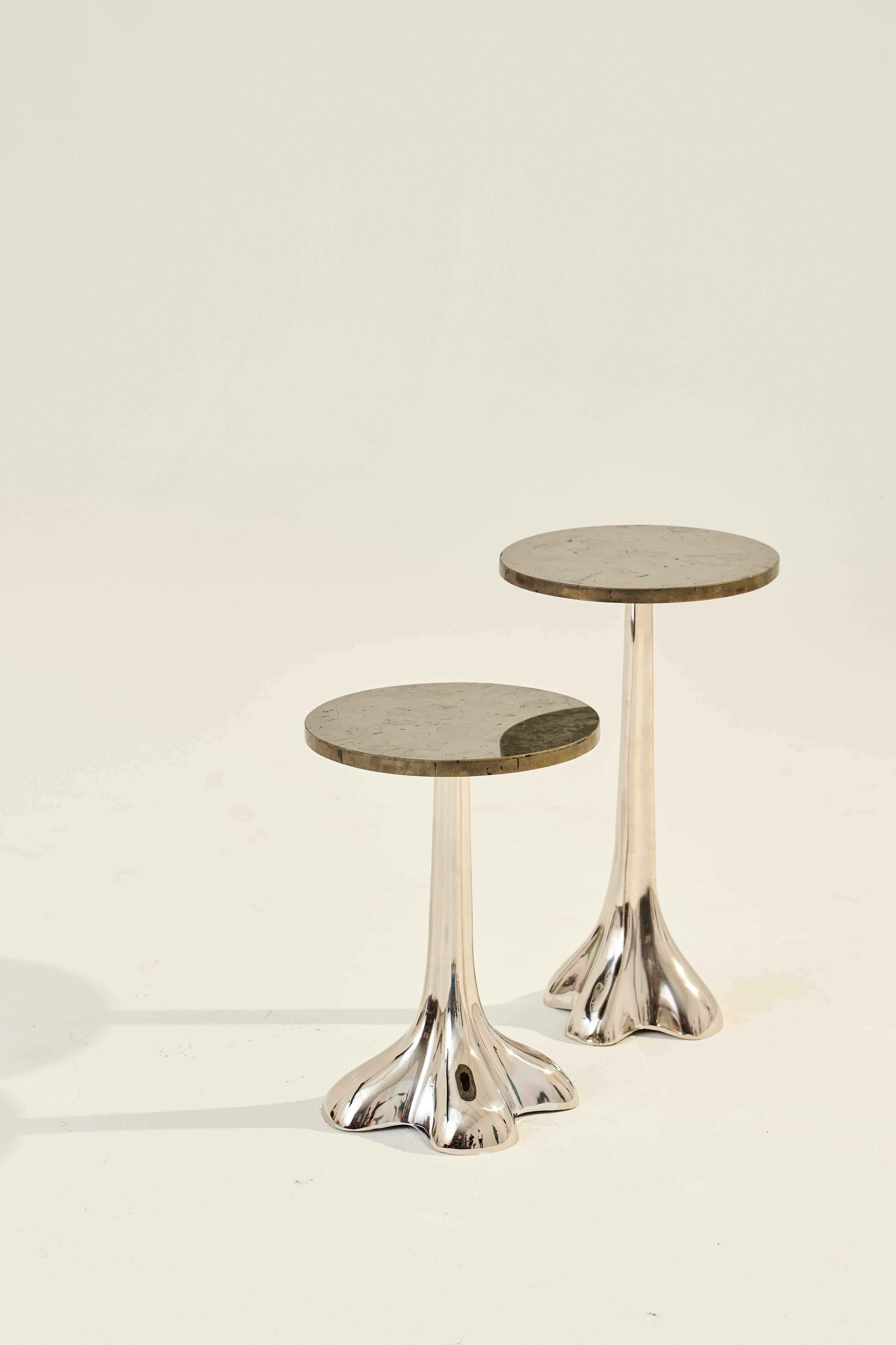 Modern Silver Coffee Table in set of 2 For Sale