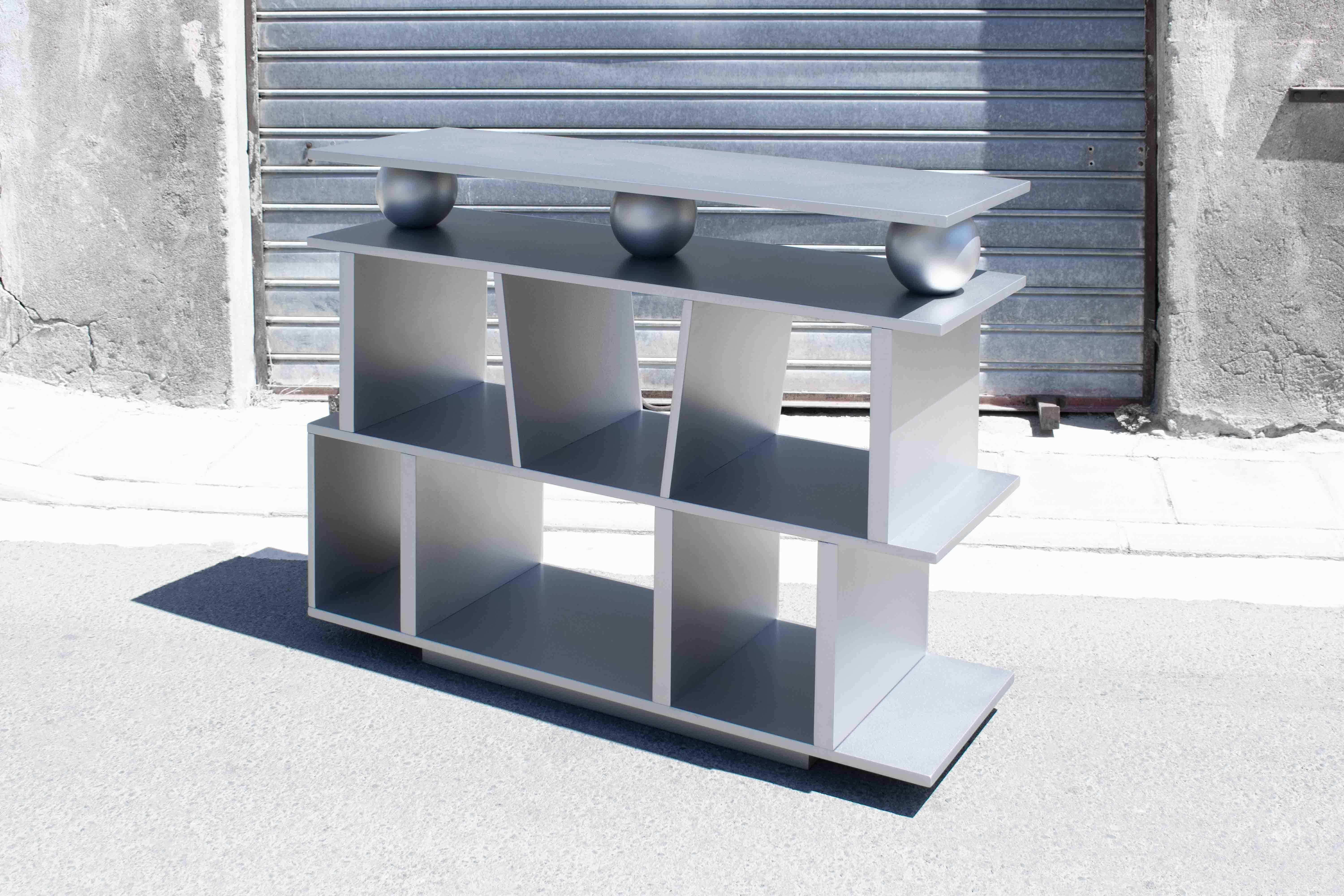 European Silver Console Table / Dj Box for Turntables and Vinyls For Sale