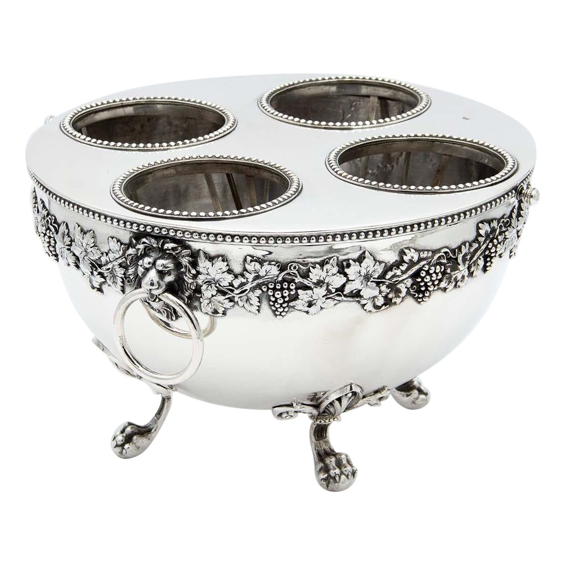 Silberne Kühlbox mit Platz für vier Flaschen im Angebot