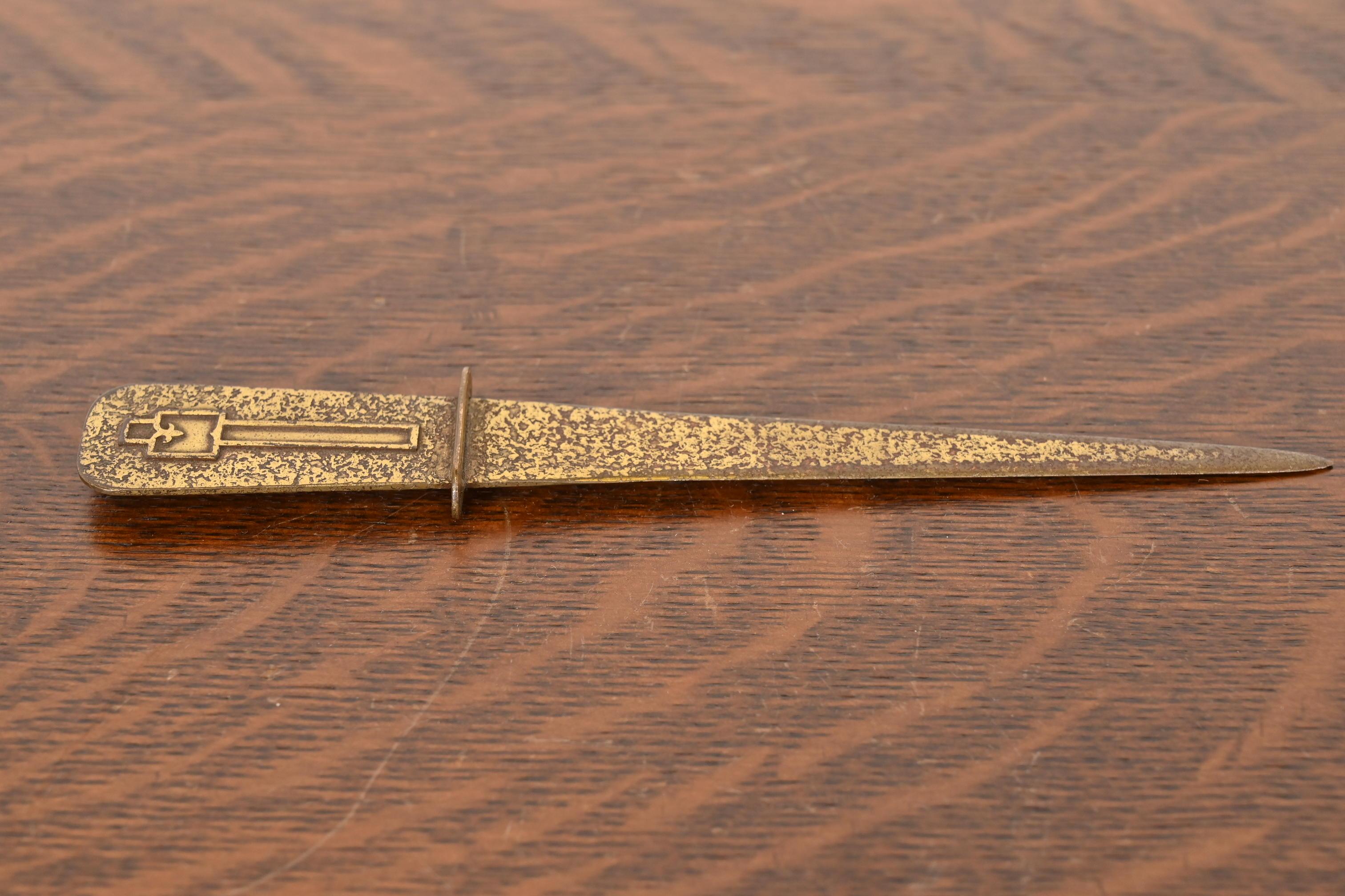 Silver Crest Arts & Crafts Bronze Brieföffner (amerikanisch) im Angebot