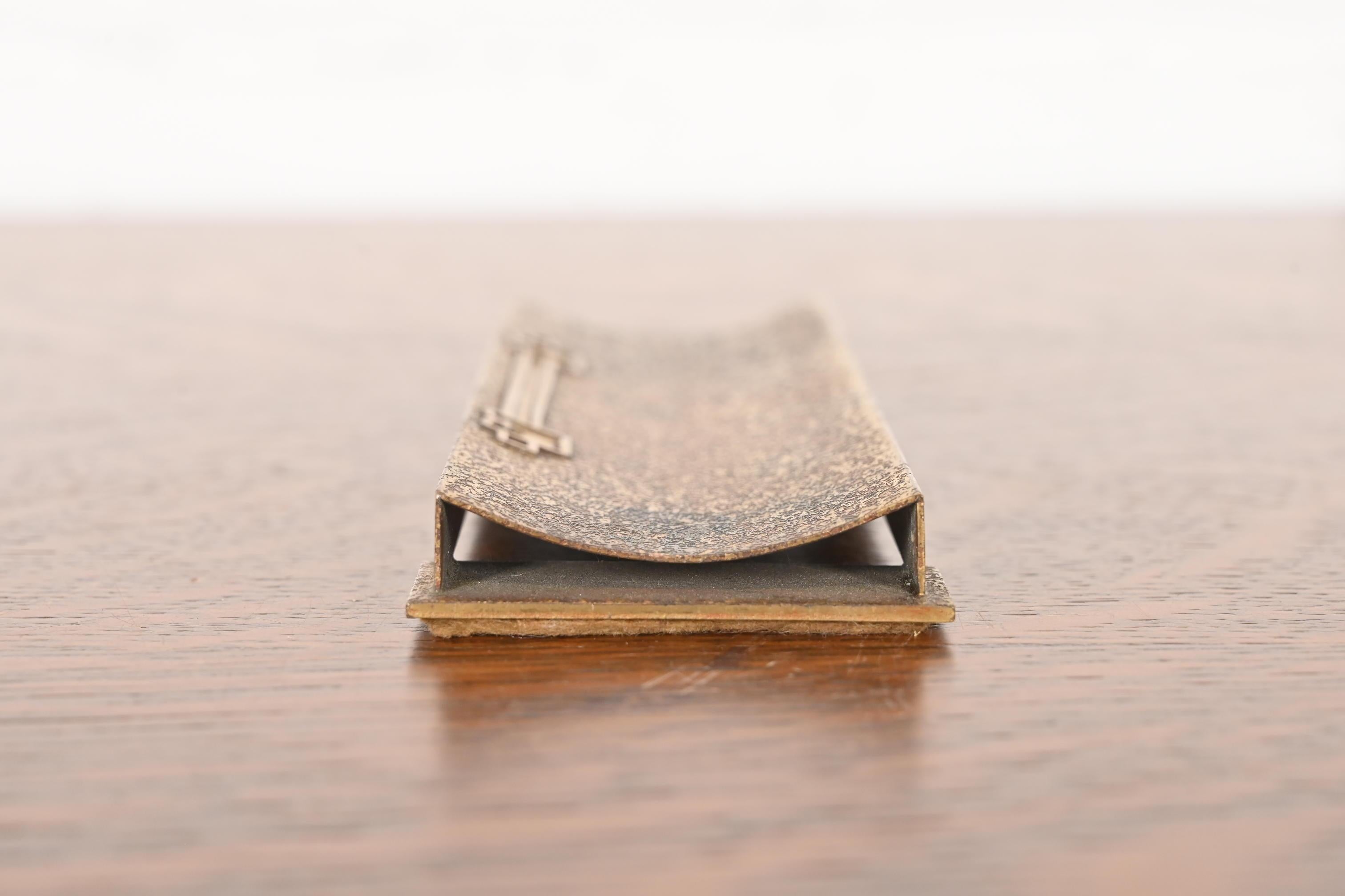 Vassoio per penne in bronzo Silver Crest Arts & Crafts in vendita 1