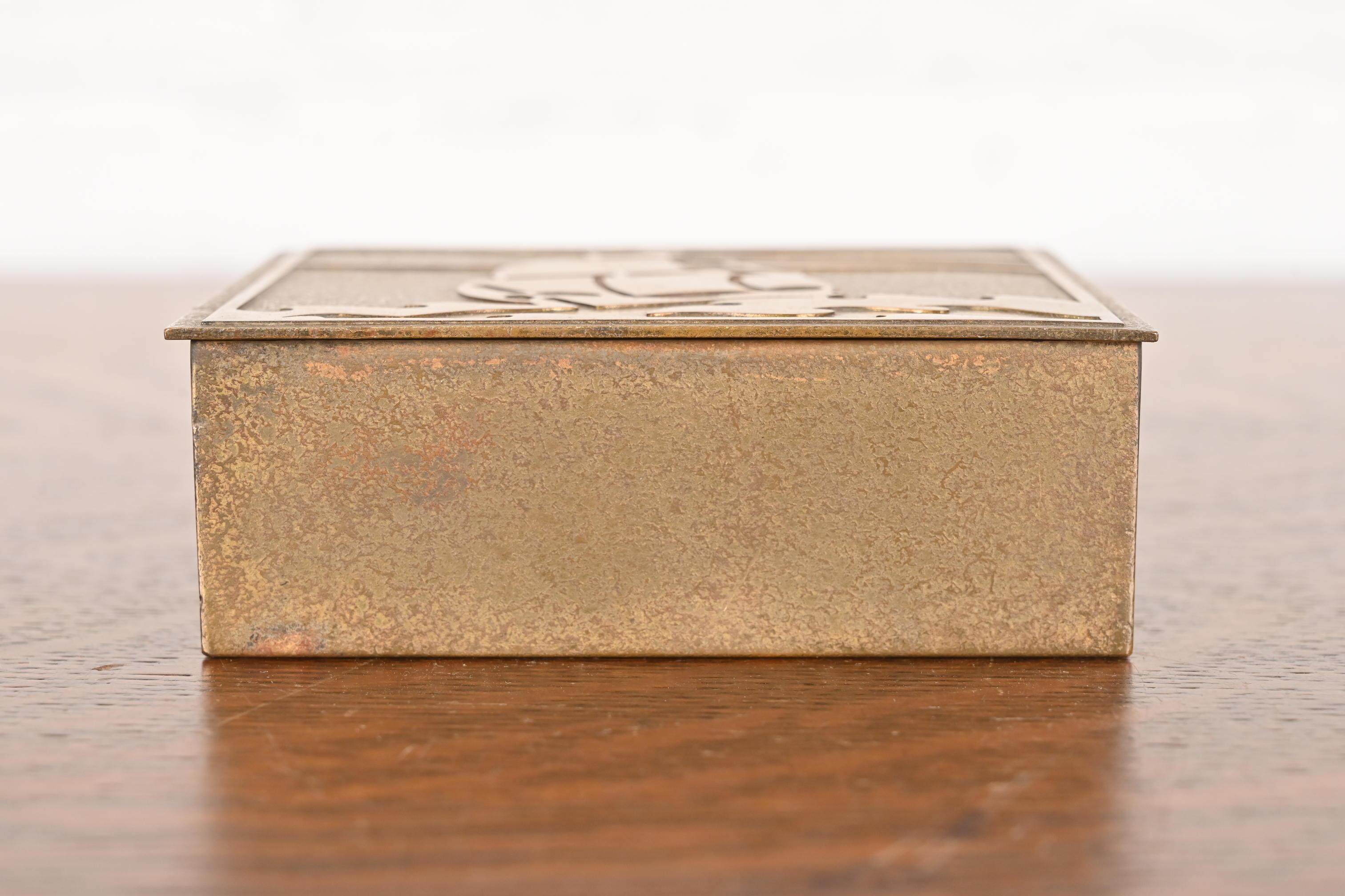 Americano Scatola in bronzo nautico Silver Crest Arts & Crafts in vendita